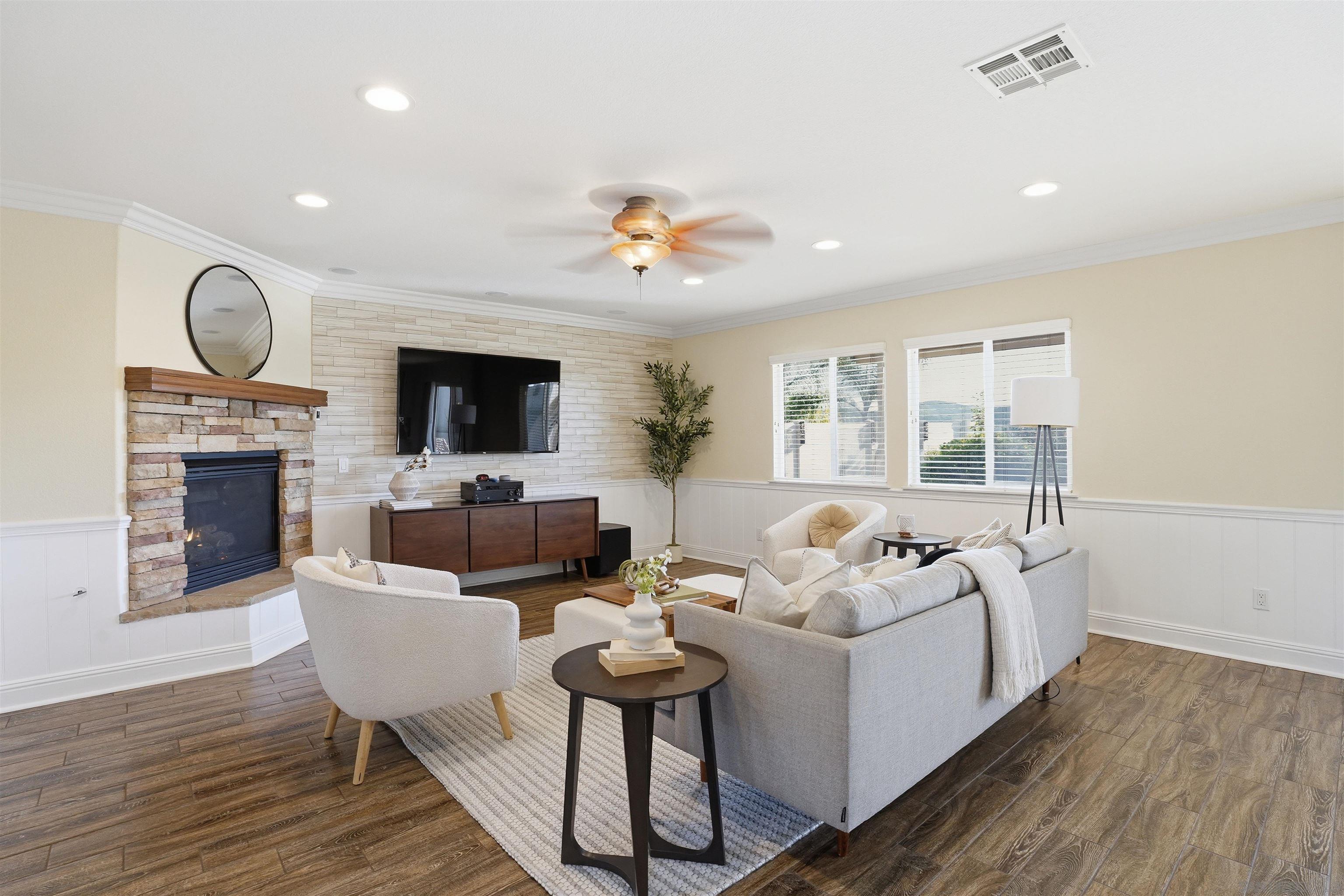 Detail Gallery Image 11 of 60 For 32892  Monte Dr, Temecula,  CA 92592 - 5 Beds | 3 Baths