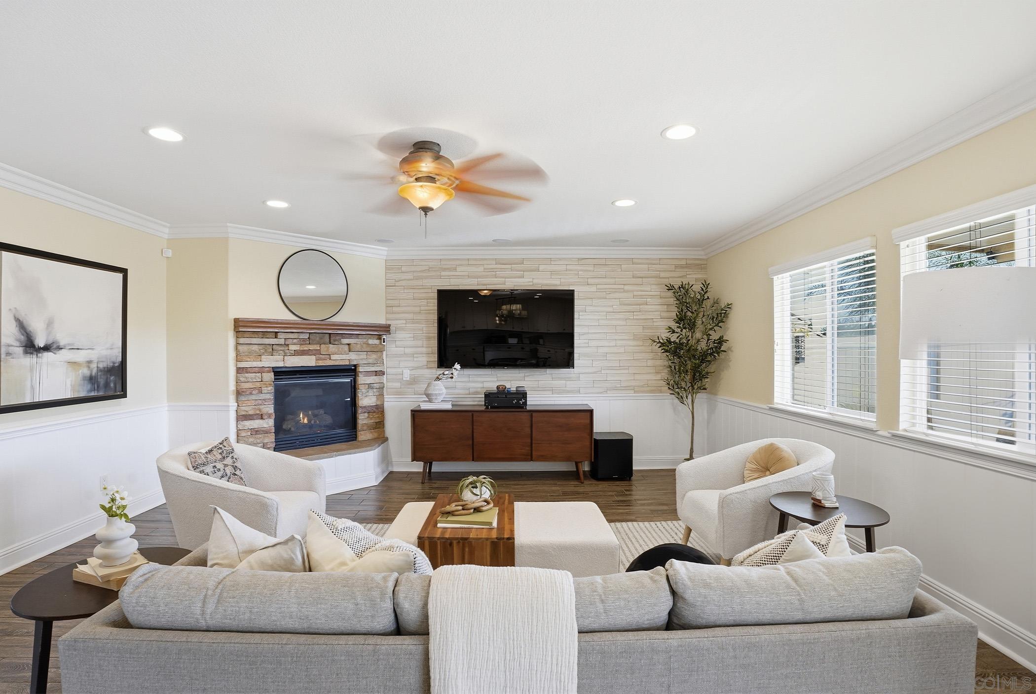 Detail Gallery Image 13 of 60 For 32892  Monte Dr, Temecula,  CA 92592 - 5 Beds | 3 Baths