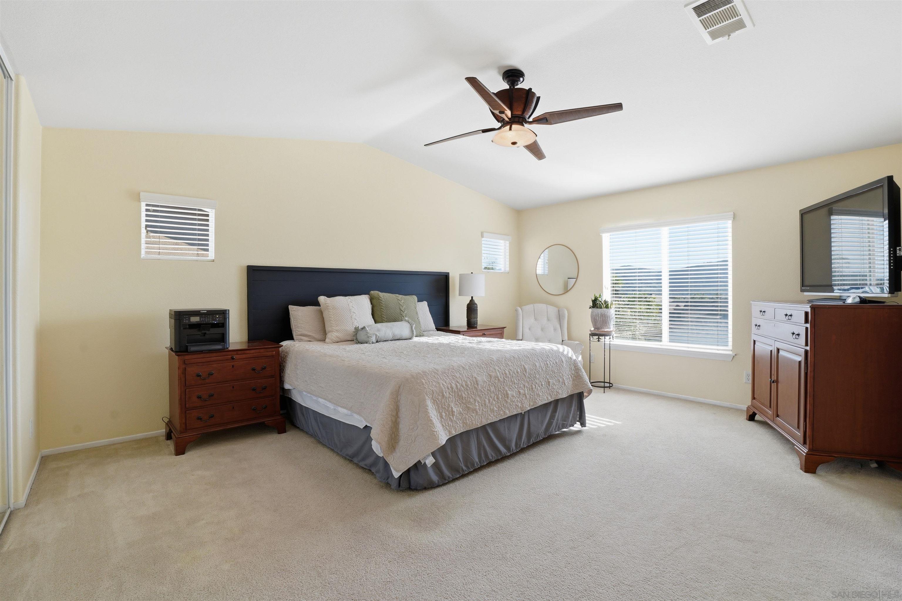 Detail Gallery Image 32 of 60 For 32892  Monte Dr, Temecula,  CA 92592 - 5 Beds | 3 Baths