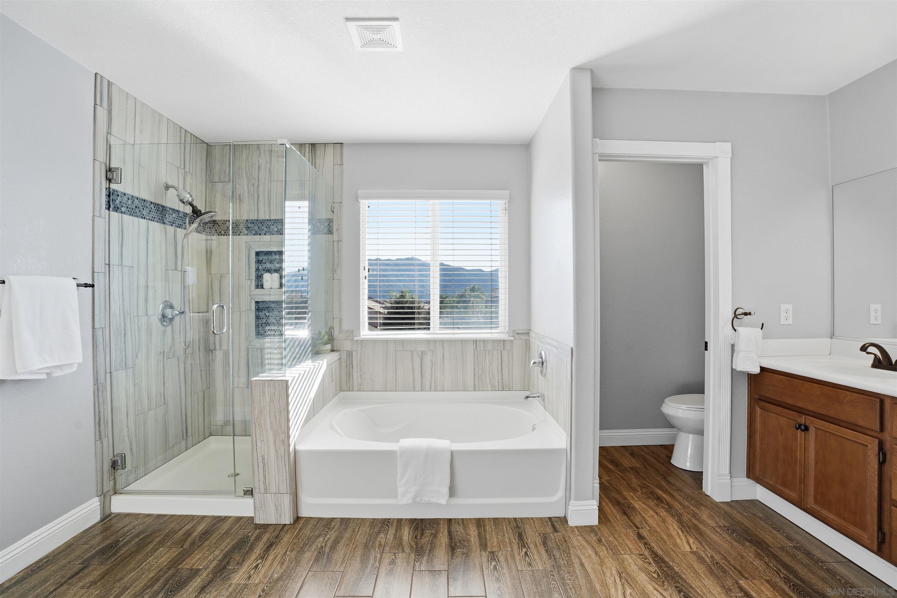 Detail Gallery Image 36 of 60 For 32892  Monte Dr, Temecula,  CA 92592 - 5 Beds | 3 Baths