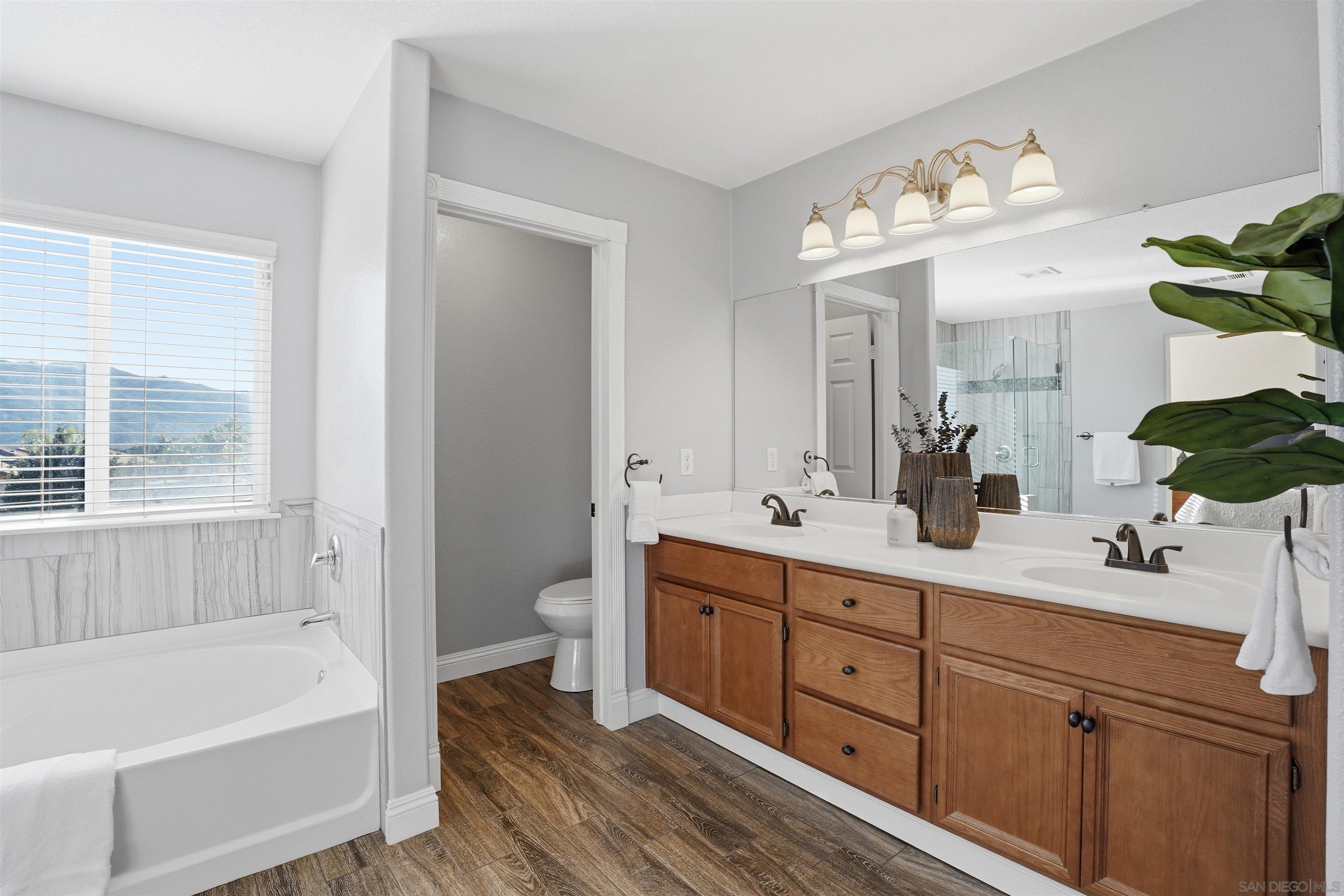 Detail Gallery Image 37 of 60 For 32892  Monte Dr, Temecula,  CA 92592 - 5 Beds | 3 Baths