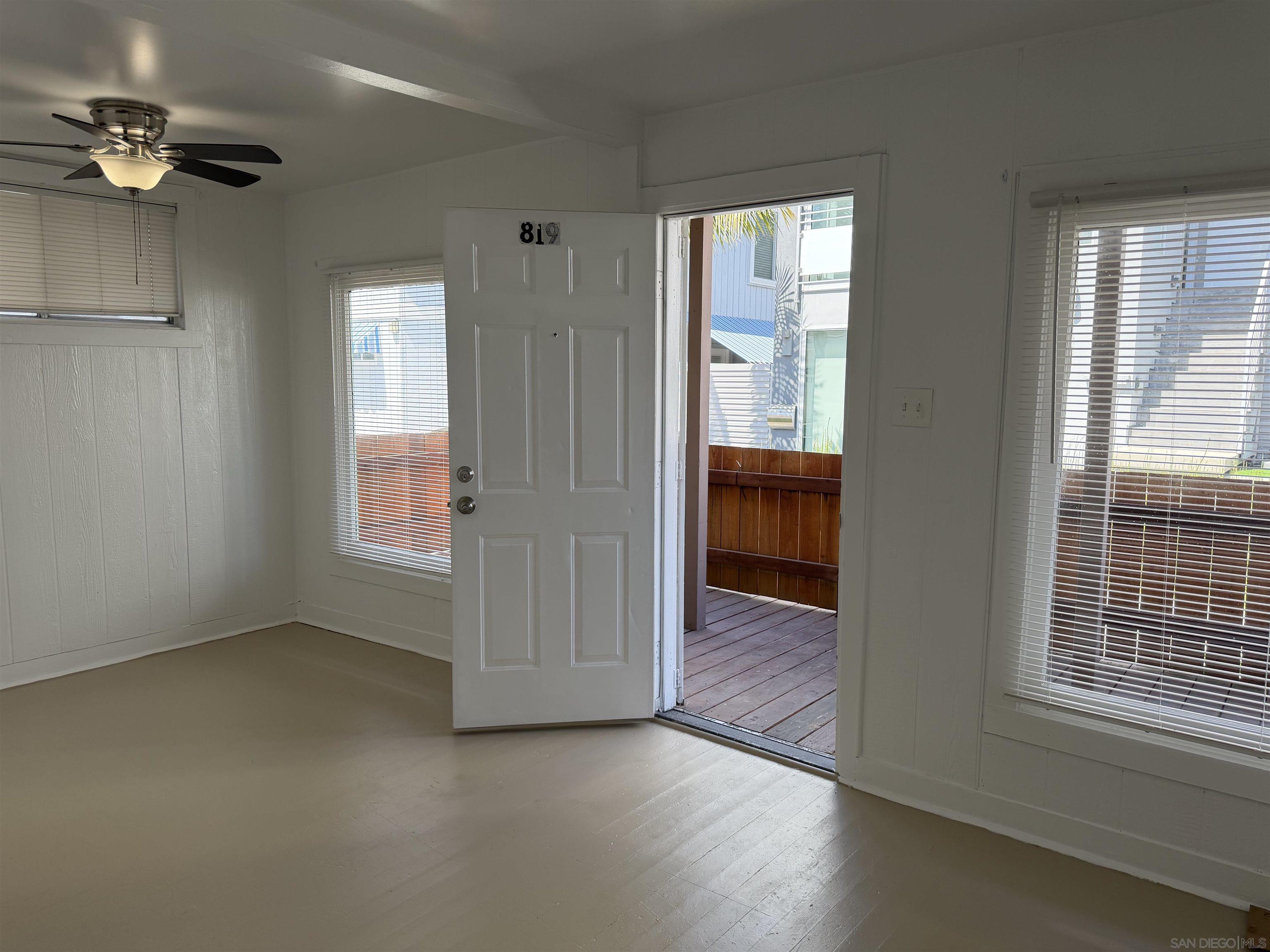 Detail Gallery Image 14 of 14 For 819-819 1/2  Seagirt Ct, San Diego,  CA 92109 - – Beds | – Baths