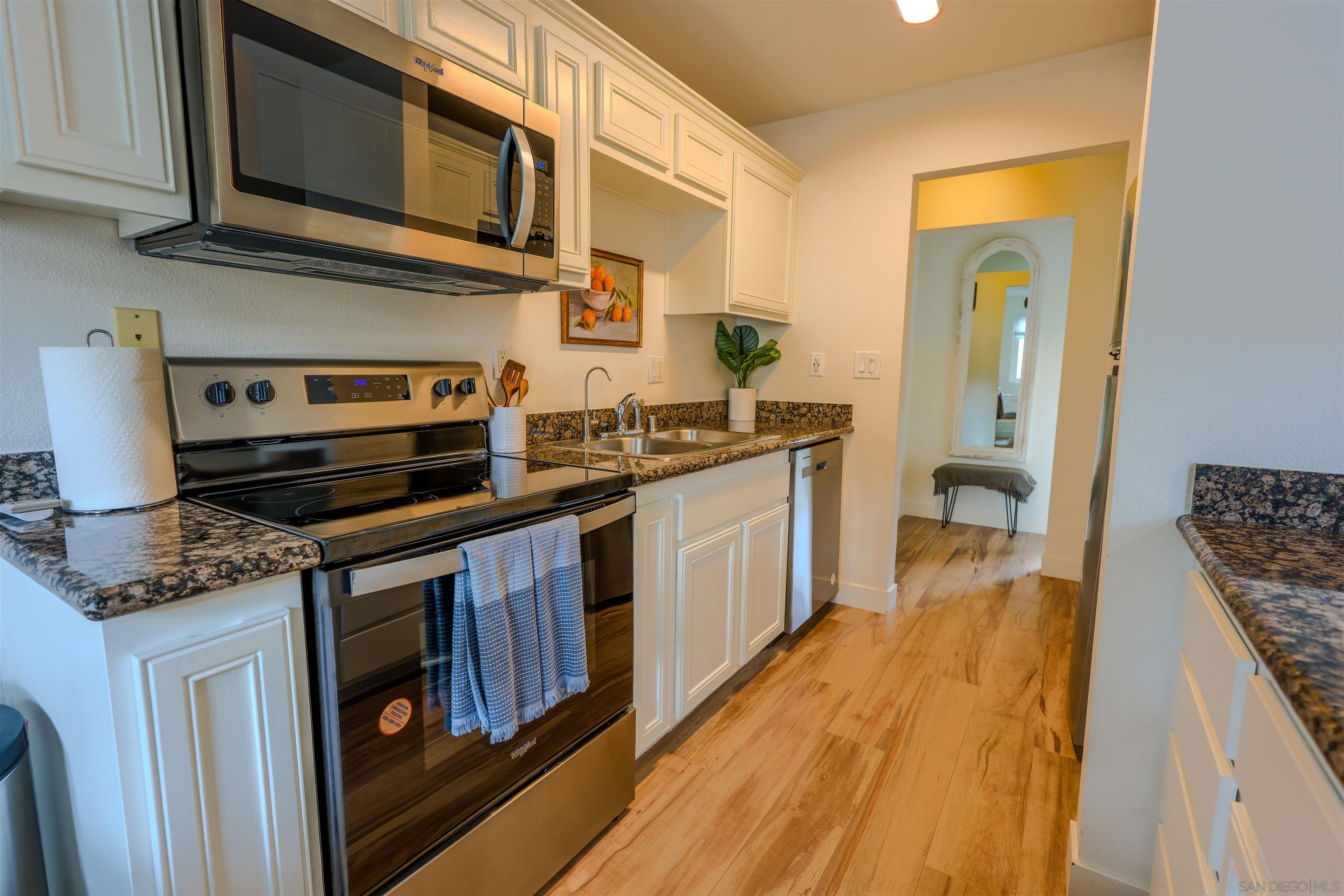 Front Image Thumbnail for SD260007622