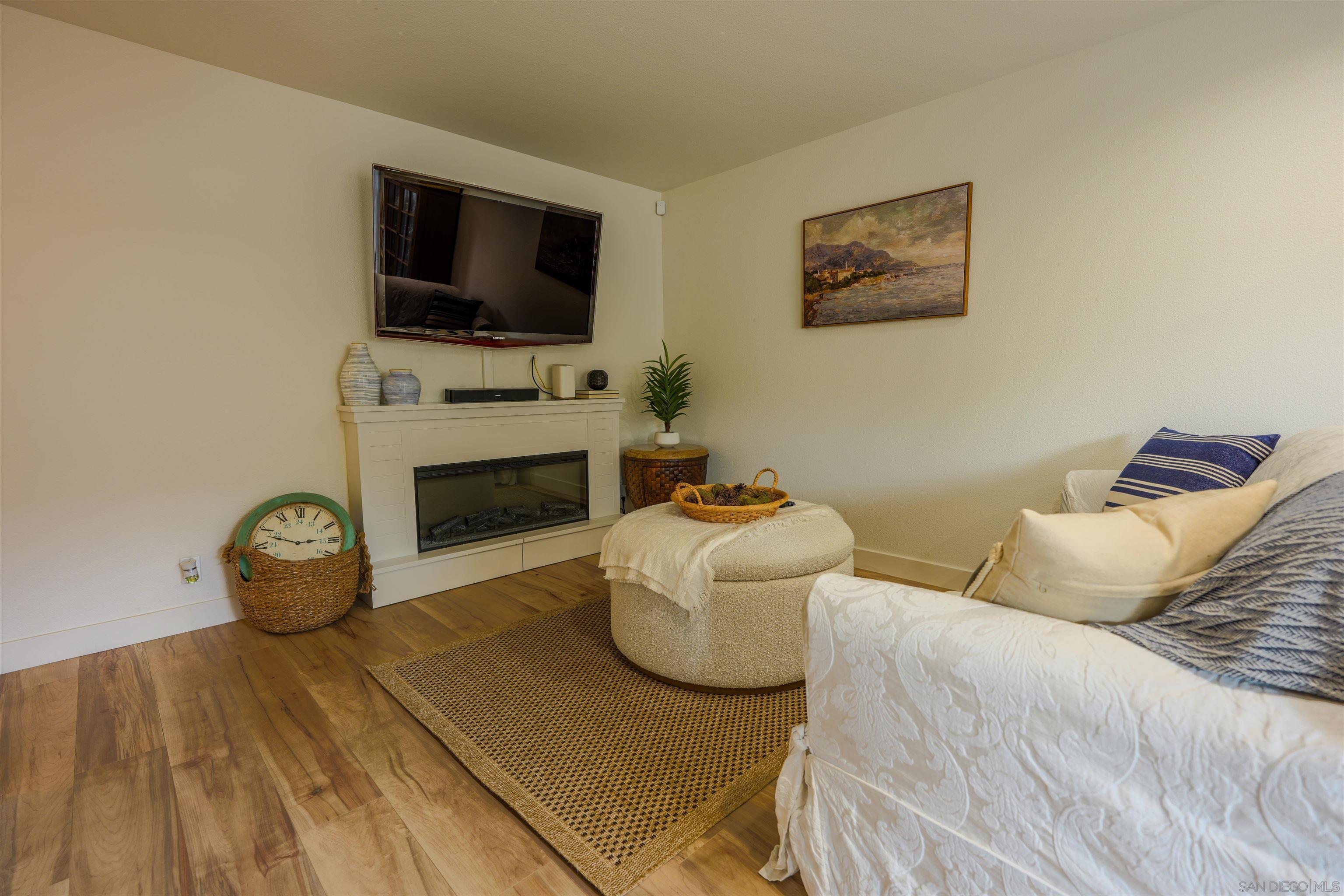 Detail Gallery Image 12 of 27 For 930  Peach Ave  #2,  El Cajon,  CA 92021 - 1 Beds | 1 Baths