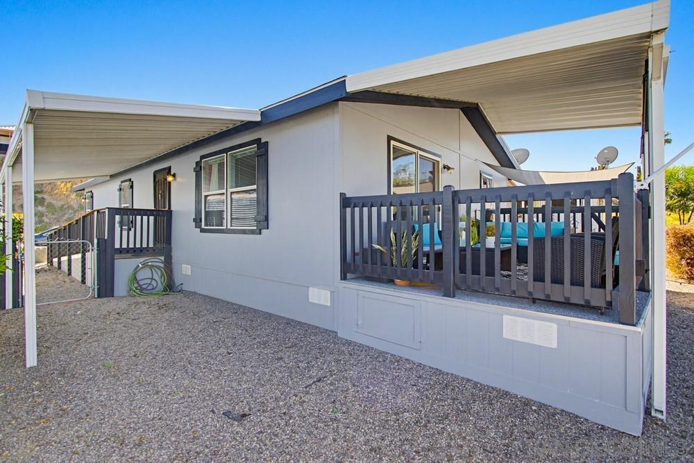 Detail Gallery Image 4 of 43 For 13460  Highway 8 Business  Spc 29,  Lakeside,  CA 92040 - 2 Beds | 2 Baths