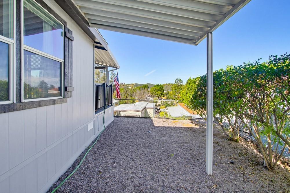 Detail Gallery Image 7 of 43 For 13460  Highway 8 Business  Spc 29,  Lakeside,  CA 92040 - 2 Beds | 2 Baths