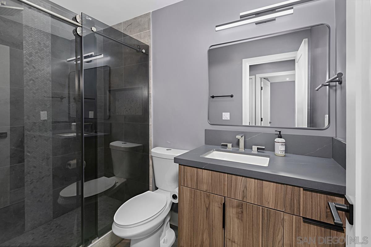 Detail Gallery Image 18 of 30 For 3065  Cowley Way  46, San Diego,  CA 92117 - 2 Beds | 2 Baths