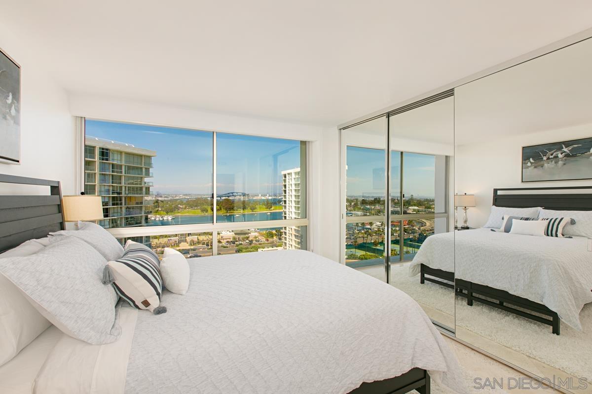 Detail Gallery Image 9 of 14 For 1760  Avenida Del Mundo  1109, Coronado,  CA 92118 - 3 Beds | 3 Baths