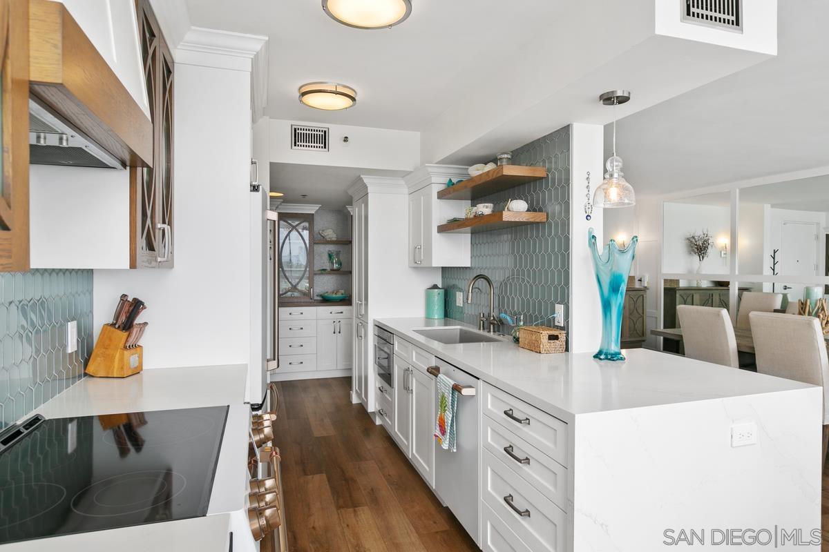 Detail Gallery Image 7 of 16 For 1710  Avenida Del Mundo  1007, Coronado,  CA 92118 - 1 Beds | 1 Baths