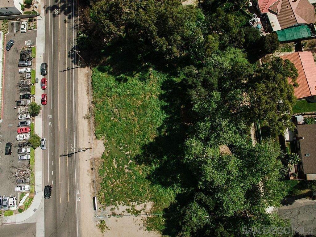 Detail Gallery Image 4 of 6 For , Vista,  CA 92084 - – Beds | – Baths