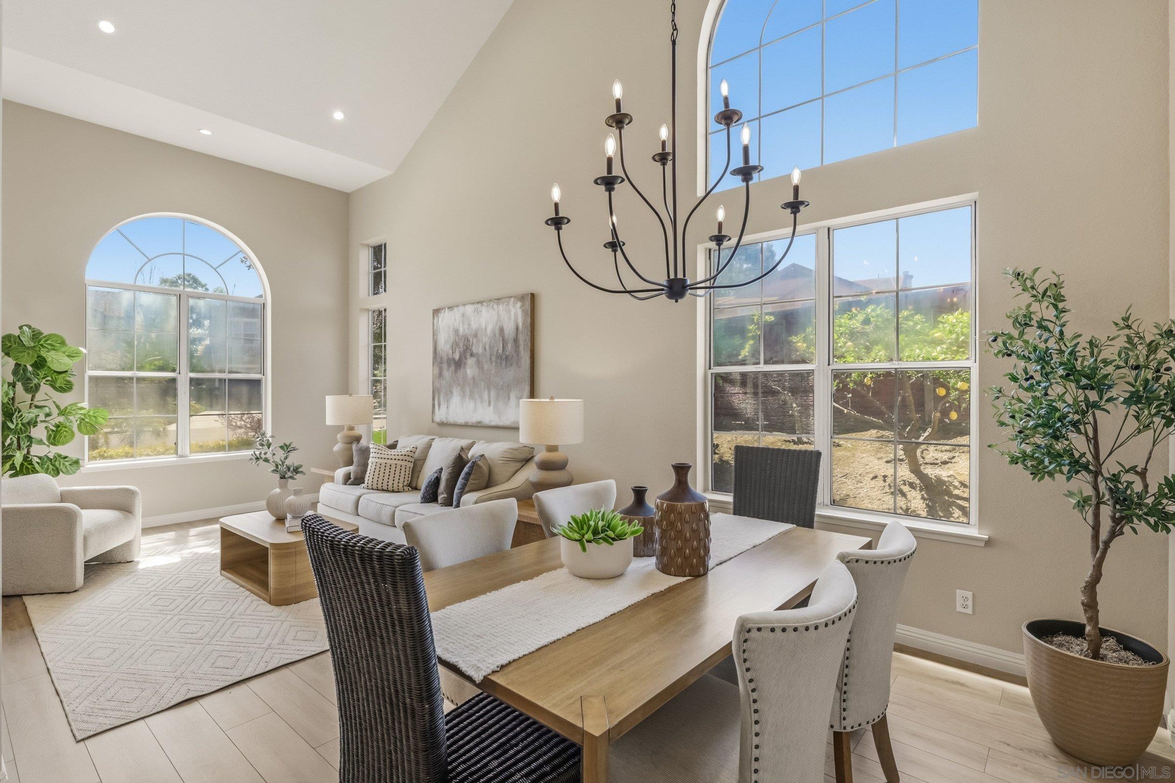 Detail Gallery Image 9 of 48 For 7304  Celata, San Diego,  CA 92129 - 5 Beds | 3 Baths