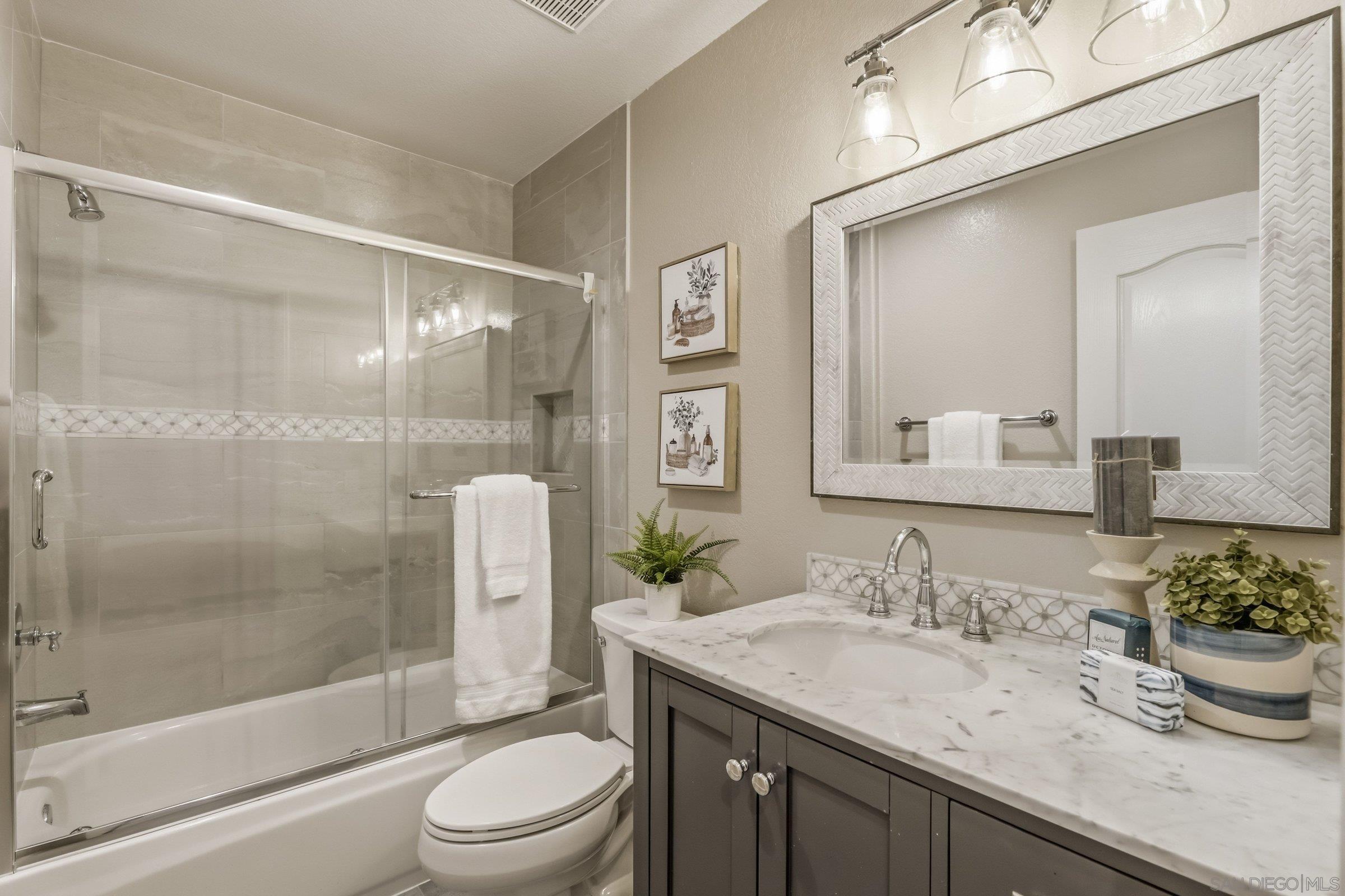 Detail Gallery Image 21 of 48 For 7304  Celata, San Diego,  CA 92129 - 5 Beds | 3 Baths