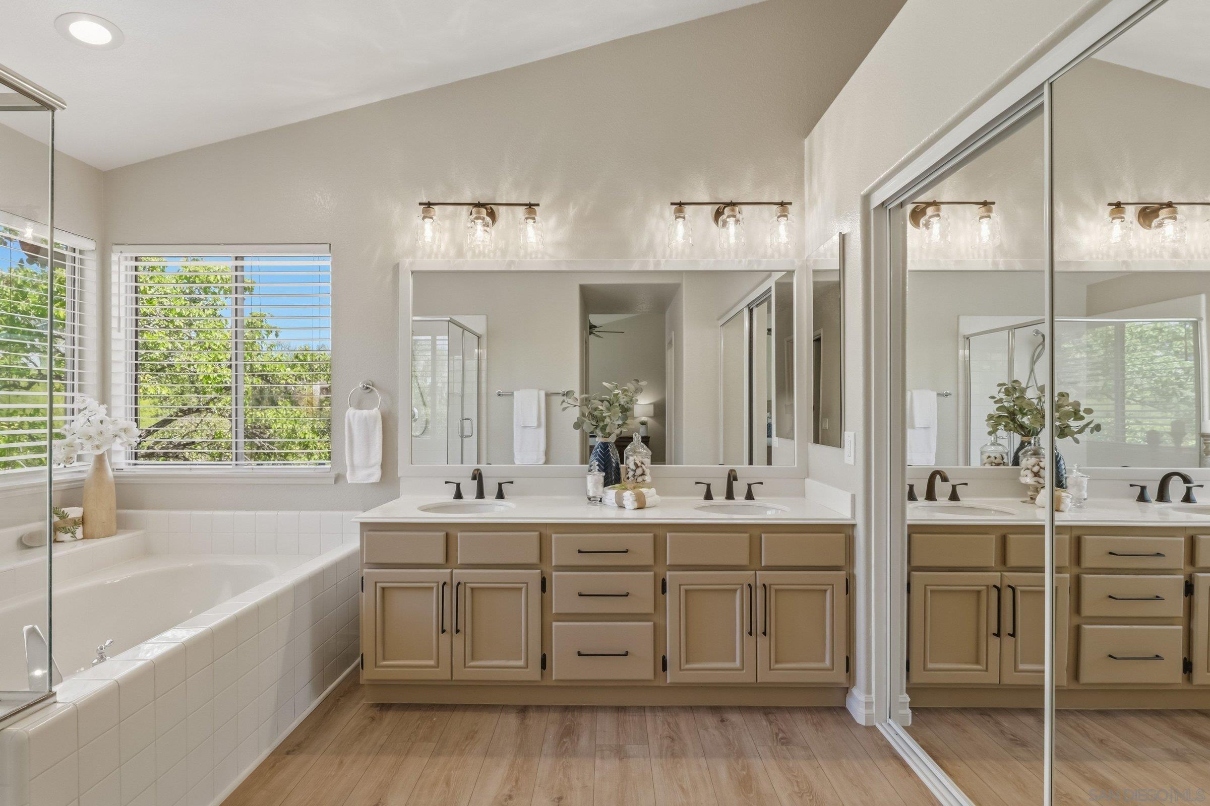 Detail Gallery Image 26 of 48 For 7304  Celata, San Diego,  CA 92129 - 5 Beds | 3 Baths