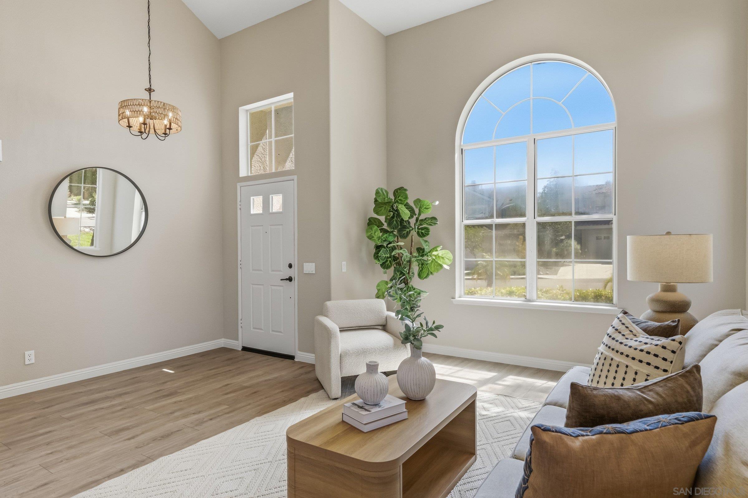 Detail Gallery Image 6 of 48 For 7304  Celata, San Diego,  CA 92129 - 5 Beds | 3 Baths