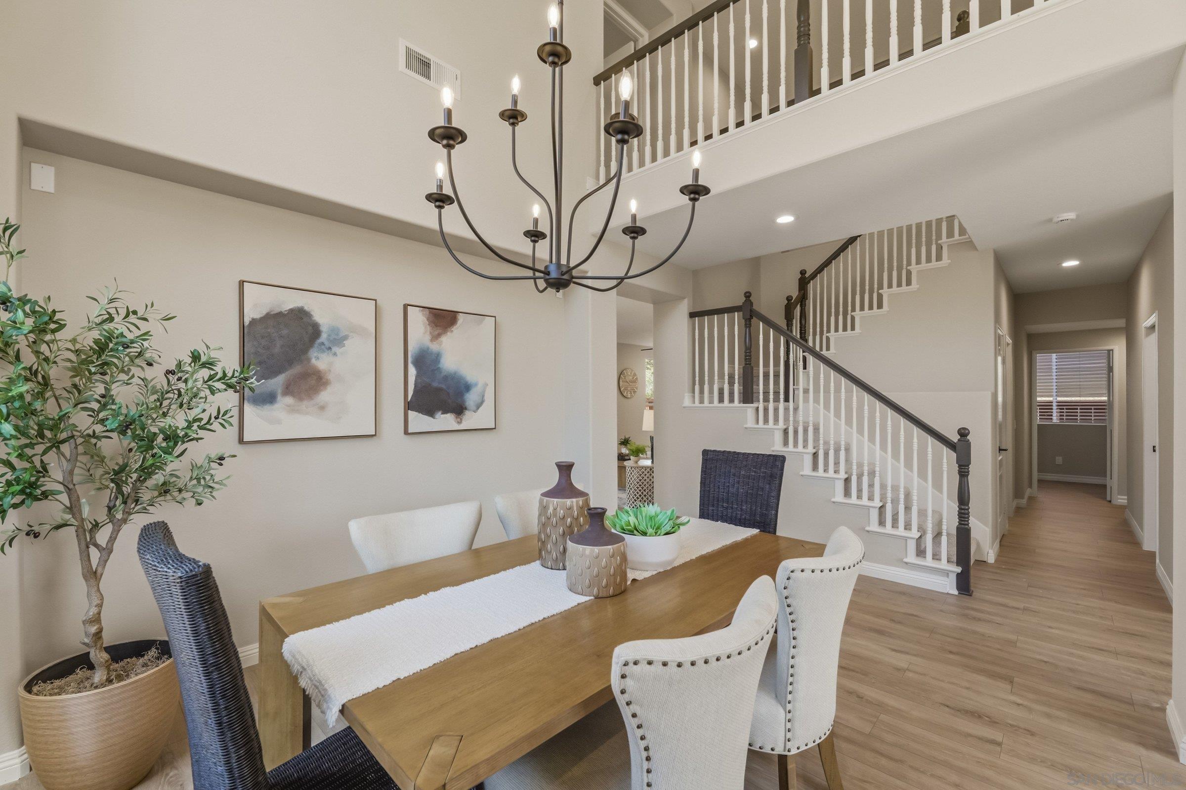 Detail Gallery Image 7 of 48 For 7304  Celata, San Diego,  CA 92129 - 5 Beds | 3 Baths