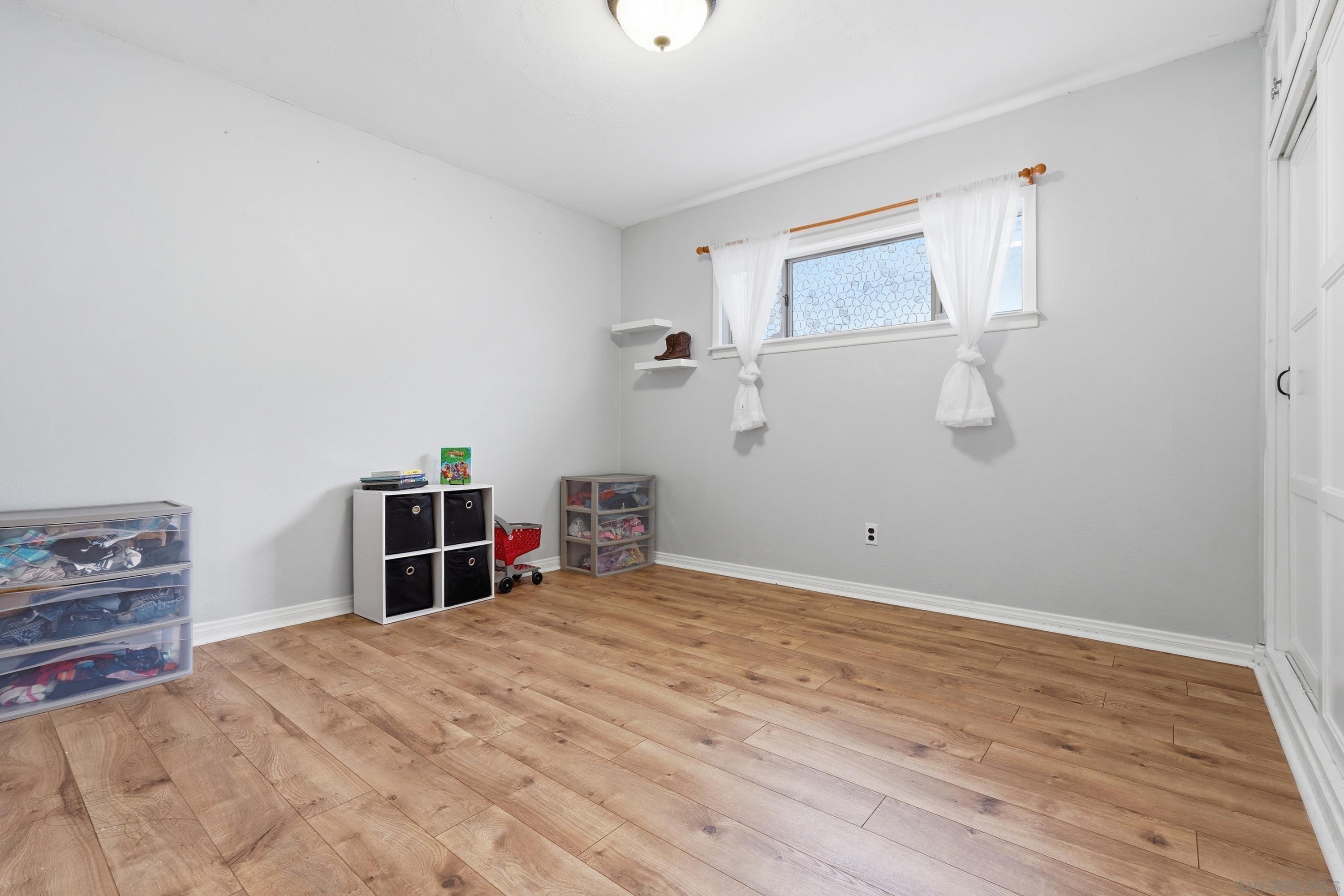 Detail Gallery Image 10 of 35 For 225 E Renette Ave, El Cajon,  CA 92020 - 3 Beds | 2 Baths