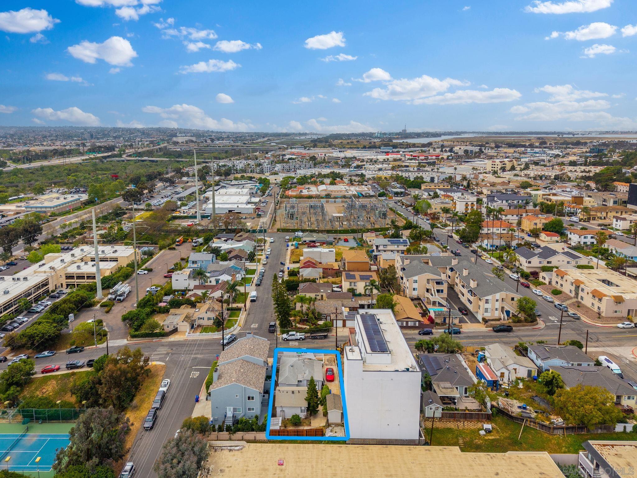 Detail Gallery Image 3 of 7 For 1111  Colusa St, San Diego,  CA 92110 - – Beds | – Baths