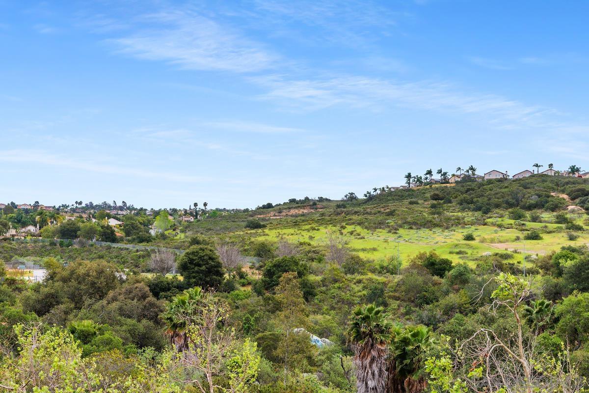 Detail Gallery Image 22 of 37 For 11553  Trailbrook Lane, San Diego,  CA 92128 - 4 Beds | 2/1 Baths