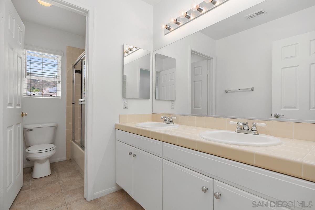 Detail Gallery Image 31 of 37 For 11553  Trailbrook Lane, San Diego,  CA 92128 - 4 Beds | 2/1 Baths