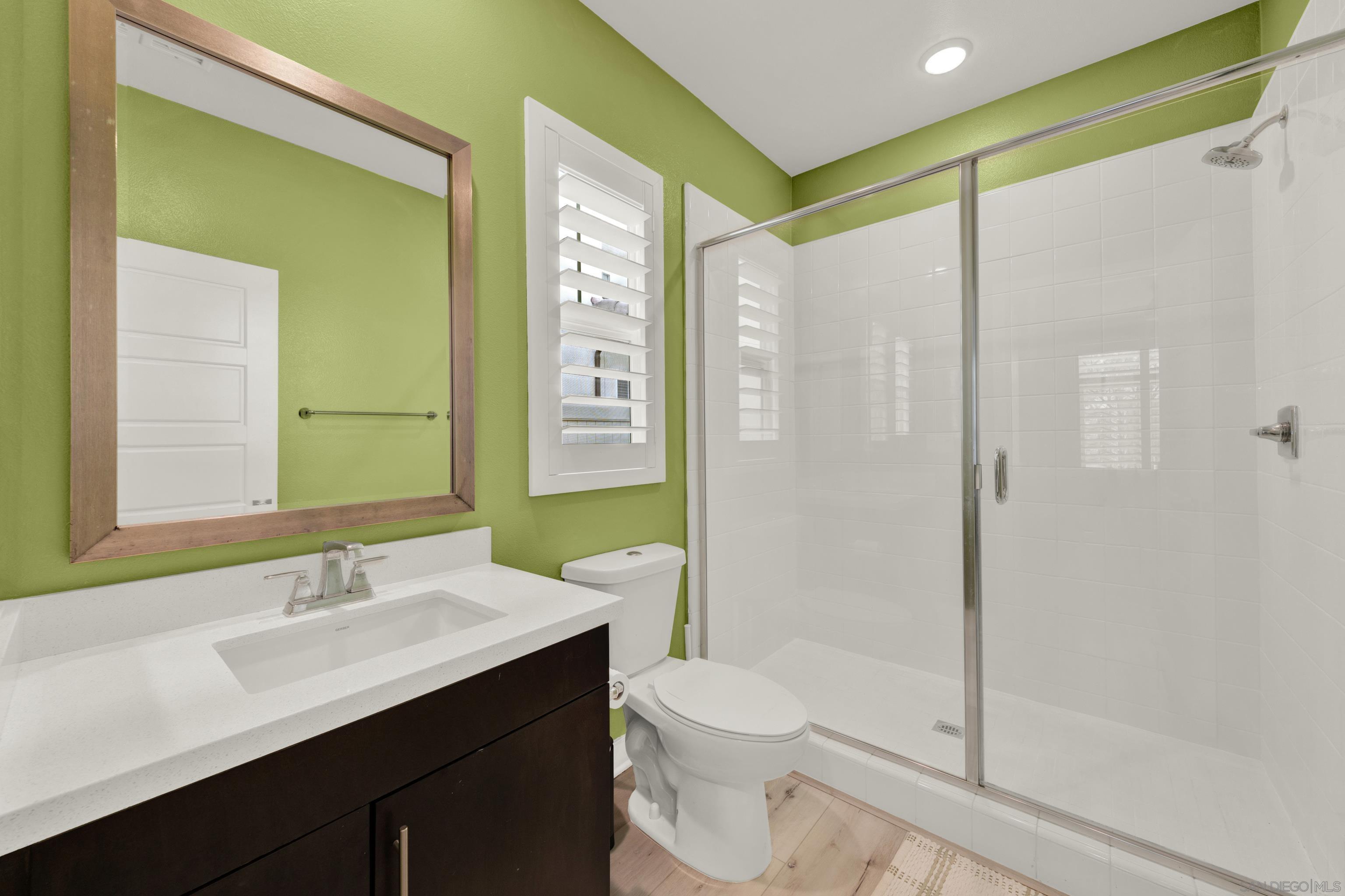 Detail Gallery Image 18 of 72 For 9108 W Bluff, Santee,  CA 92071 - 4 Beds | 4/1 Baths