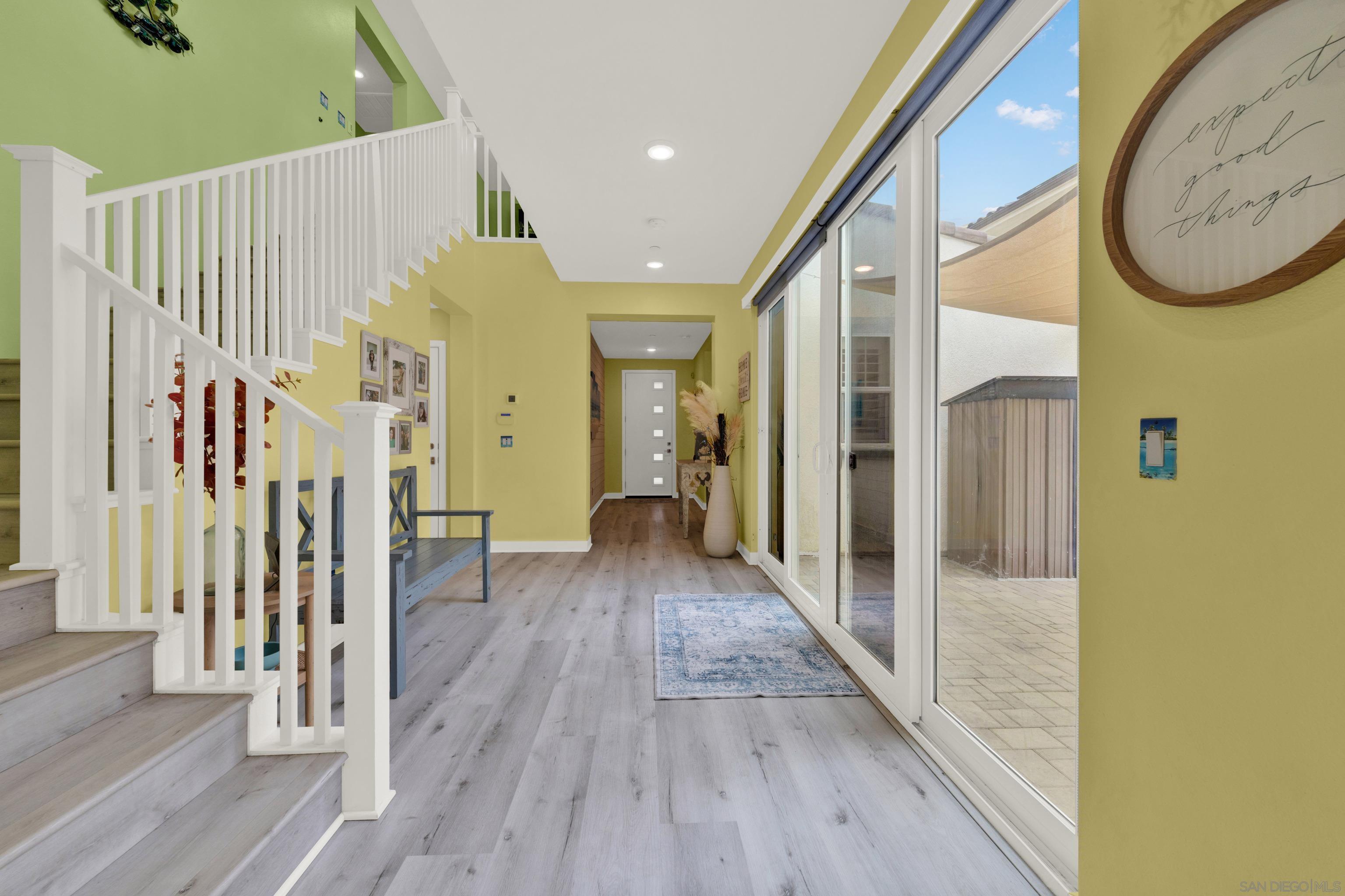 Detail Gallery Image 24 of 72 For 9108 W Bluff, Santee,  CA 92071 - 4 Beds | 4/1 Baths