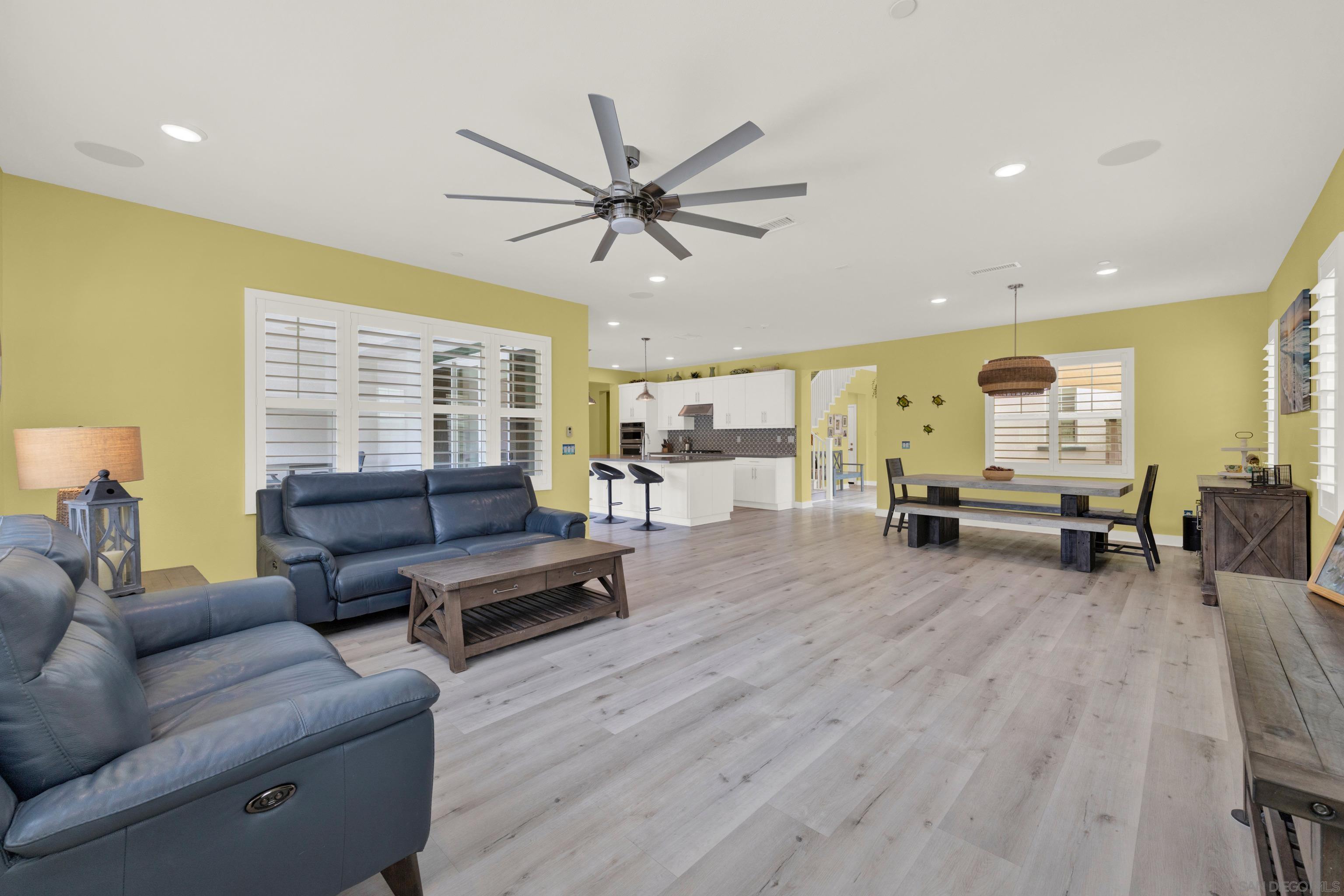 Detail Gallery Image 30 of 72 For 9108 W Bluff, Santee,  CA 92071 - 4 Beds | 4/1 Baths