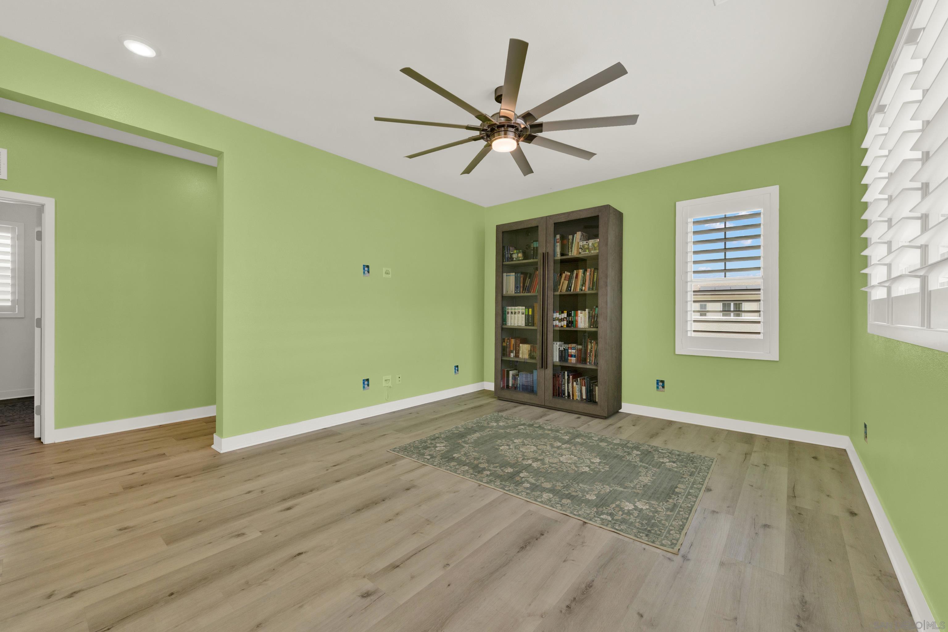 Detail Gallery Image 42 of 72 For 9108 W Bluff, Santee,  CA 92071 - 4 Beds | 4/1 Baths