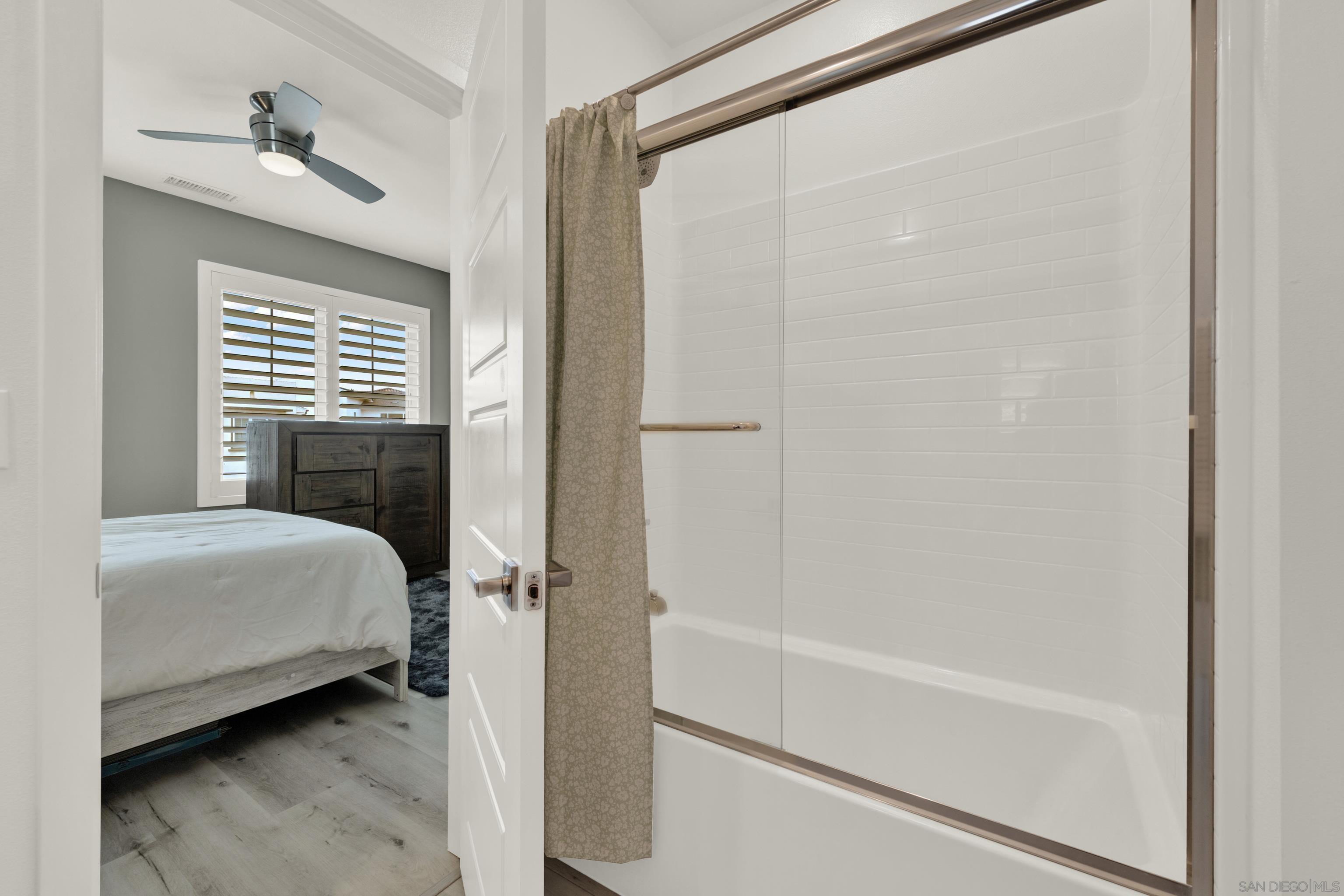 Detail Gallery Image 56 of 72 For 9108 W Bluff, Santee,  CA 92071 - 4 Beds | 4/1 Baths