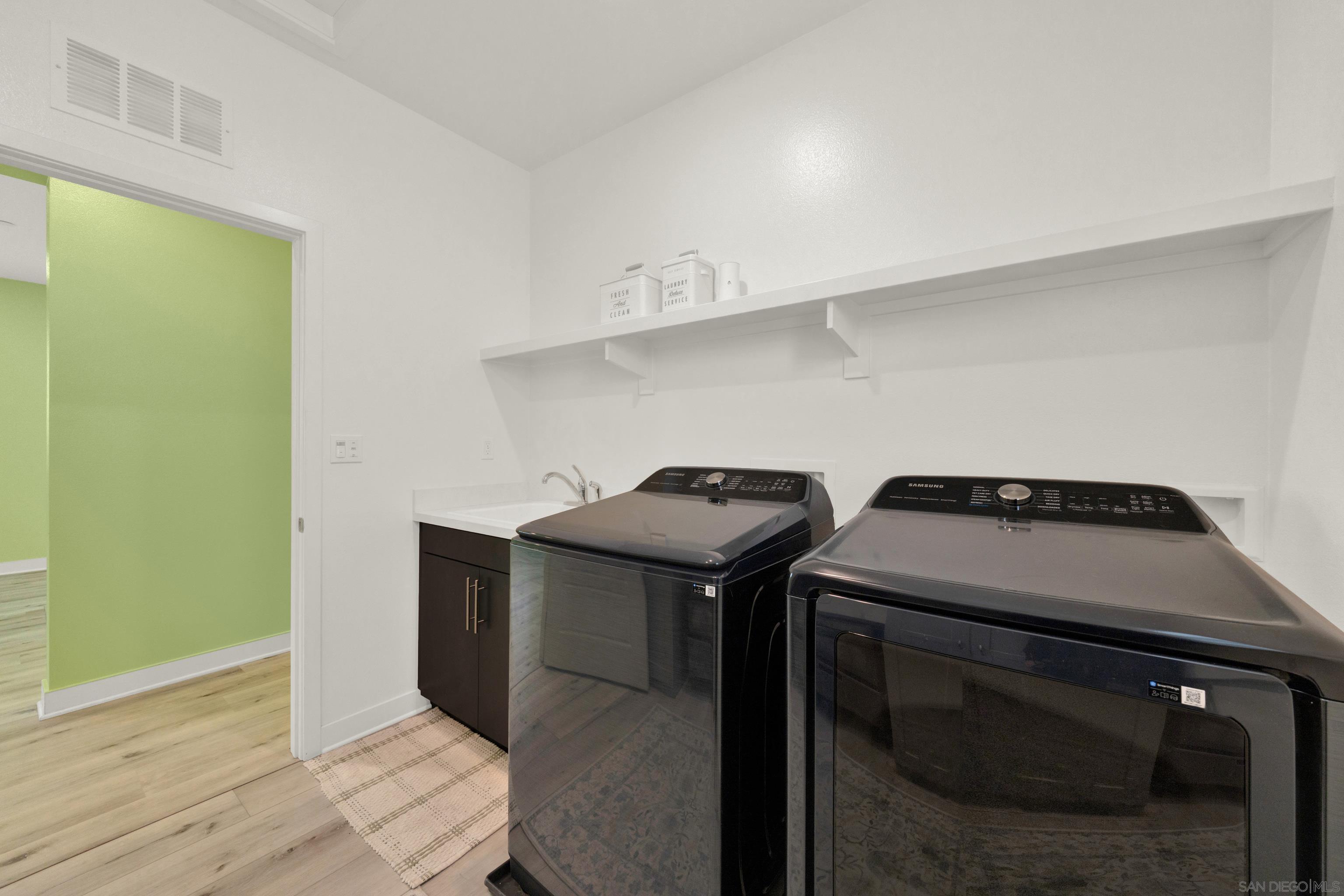 Detail Gallery Image 59 of 72 For 9108 W Bluff, Santee,  CA 92071 - 4 Beds | 4/1 Baths