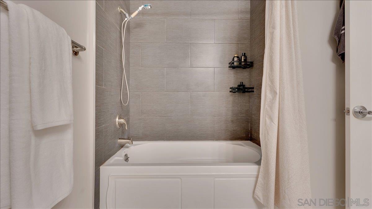 Detail Gallery Image 17 of 32 For 1150  J  #102,  San Diego,  CA 92101 - 1 Beds | 1/1 Baths