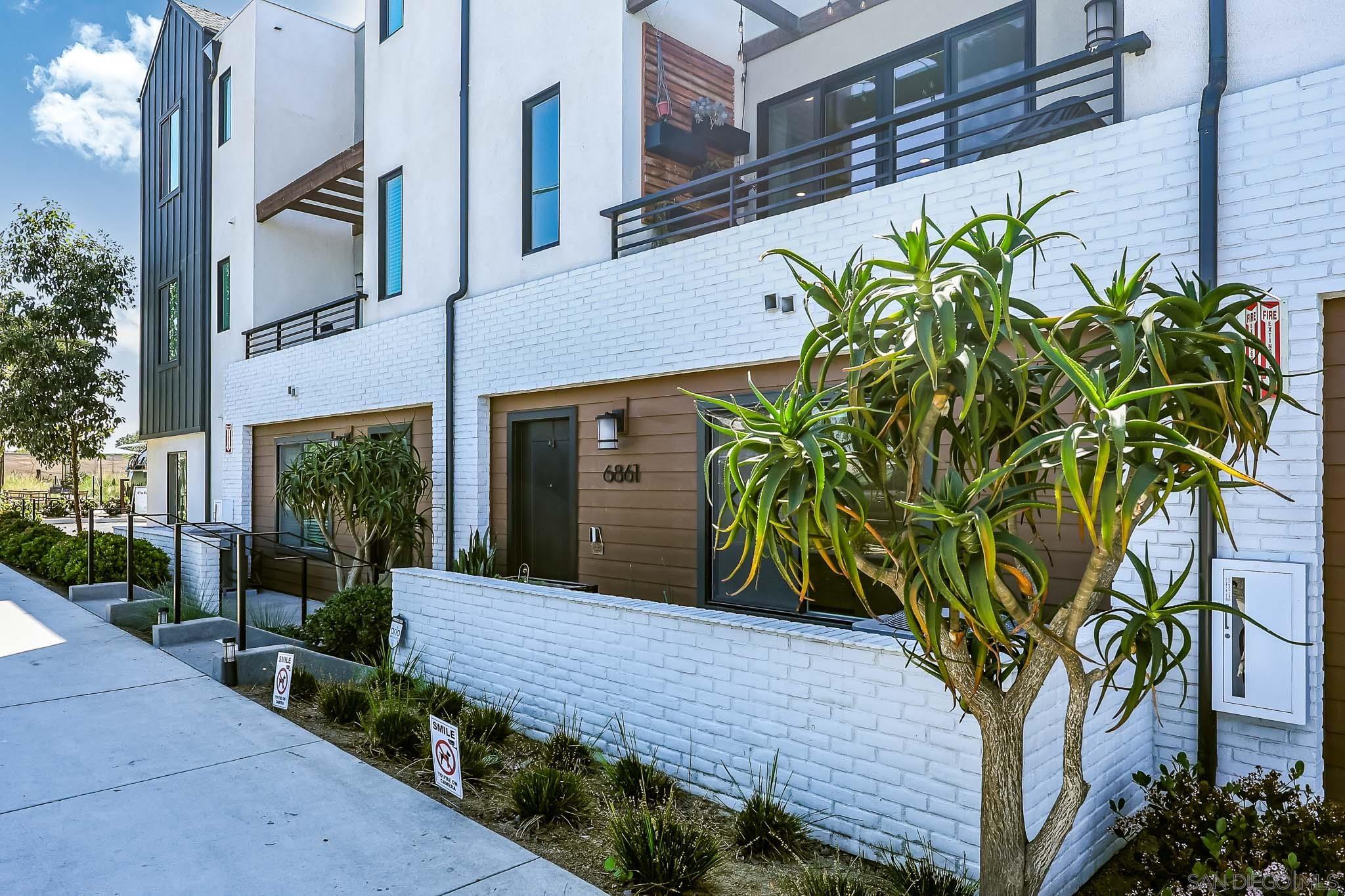 Detail Gallery Image 2 of 45 For 6861  Secano St, San Diego,  CA 92154 - 3 Beds | 1/1 Baths