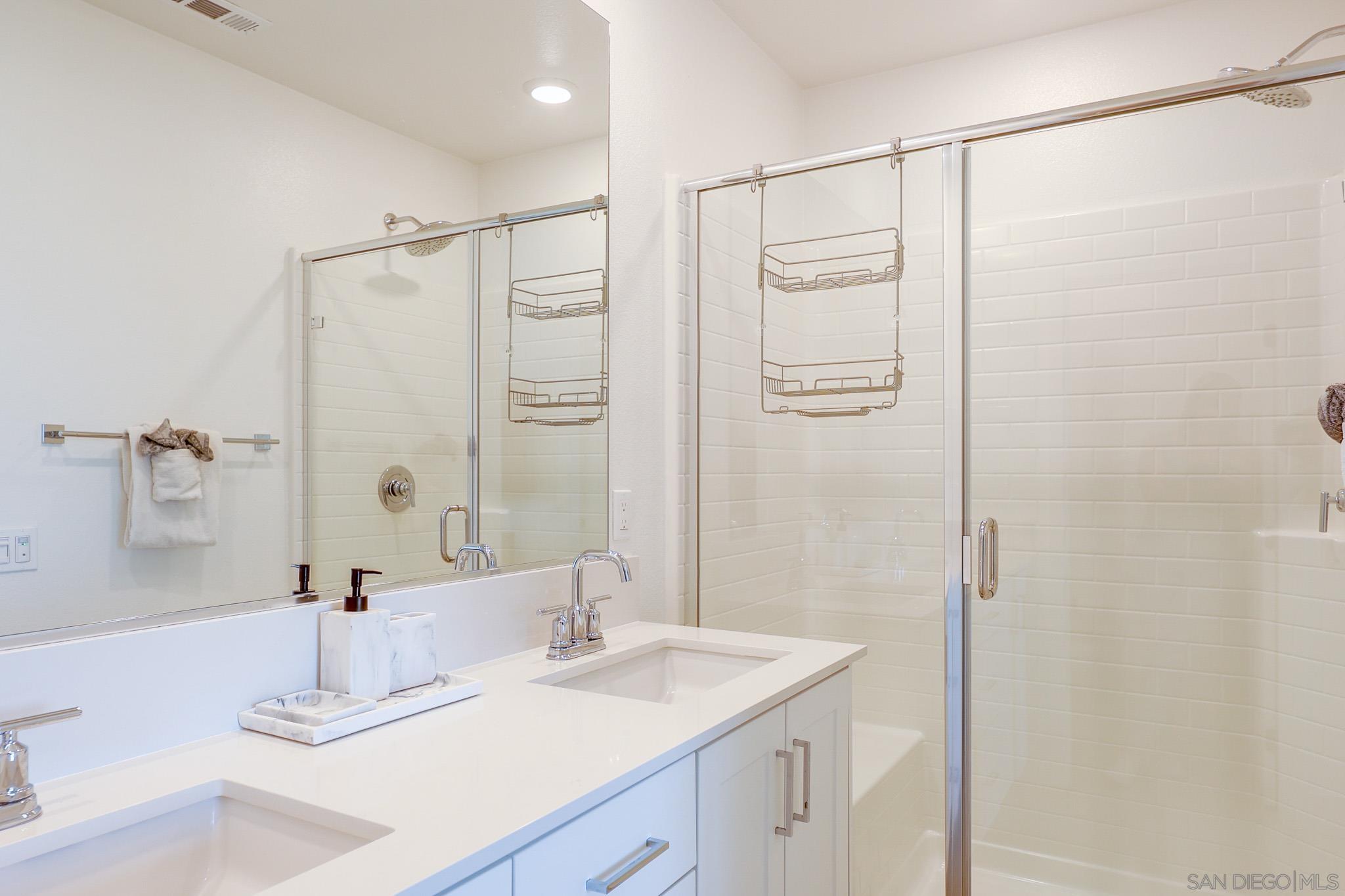 Detail Gallery Image 13 of 45 For 6861  Secano St, San Diego,  CA 92154 - 3 Beds | 1/1 Baths