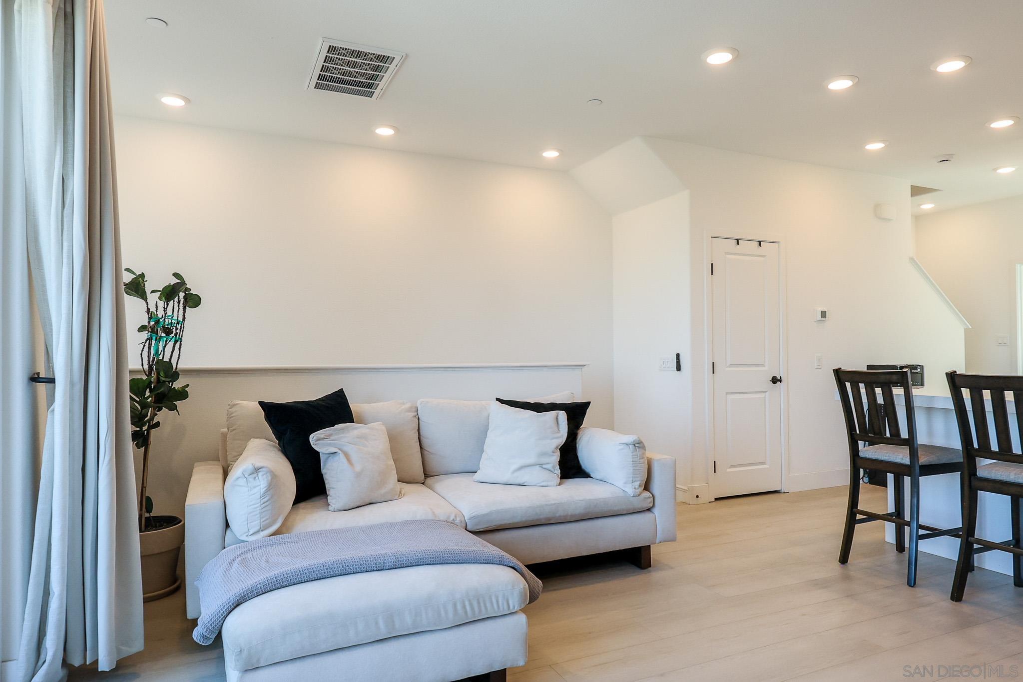 Detail Gallery Image 28 of 45 For 6861  Secano St, San Diego,  CA 92154 - 3 Beds | 1/1 Baths