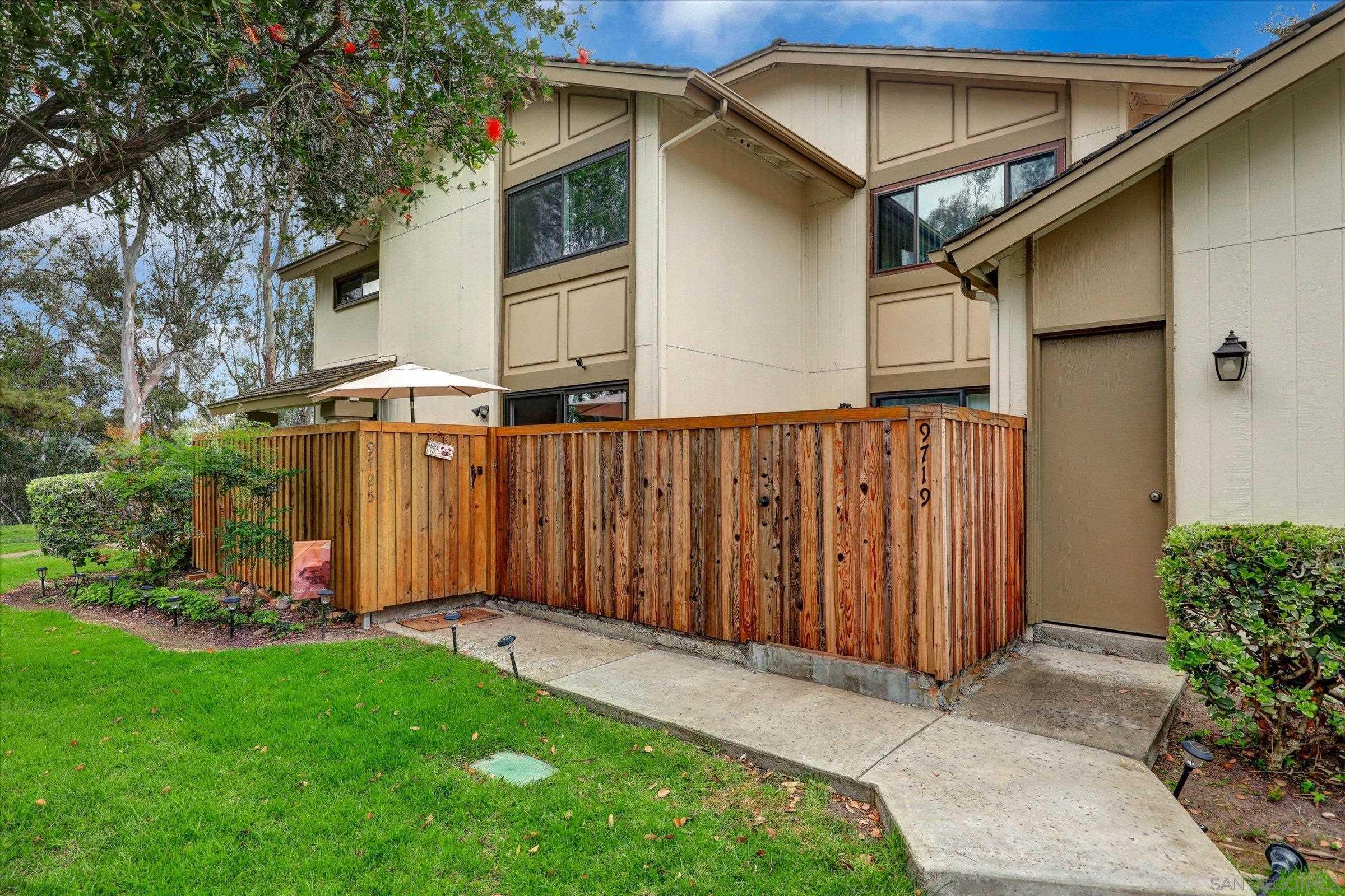 Detail Gallery Image 2 of 30 For 9719  Caminito Del Marfil, San Diego,  CA 92124 - 3 Beds | 2/1 Baths