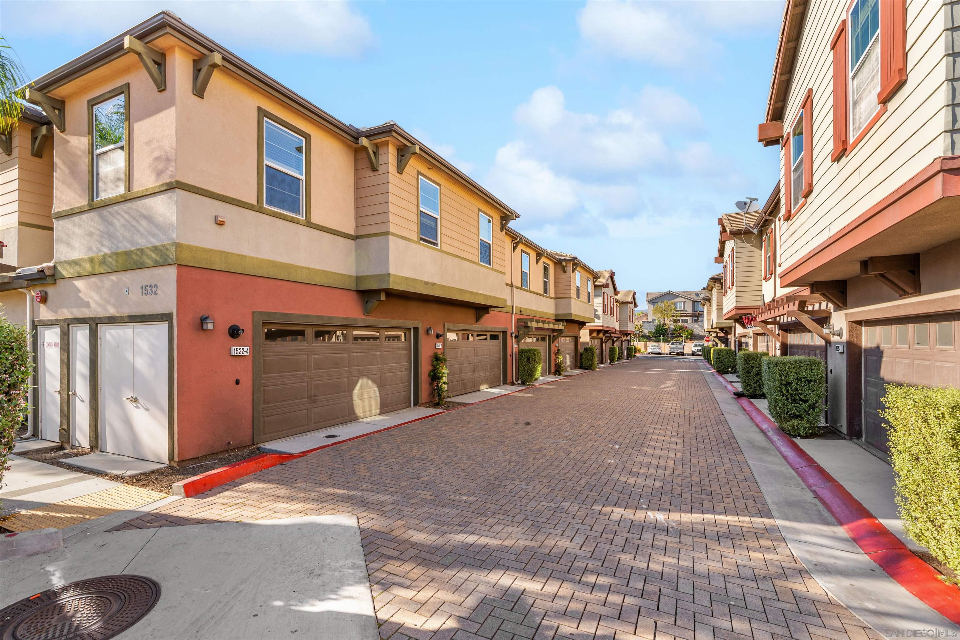 Detail Gallery Image 31 of 37 For 1532  Champion  #2,  Chula Vista,  CA 91915 - 3 Beds | 2/1 Baths