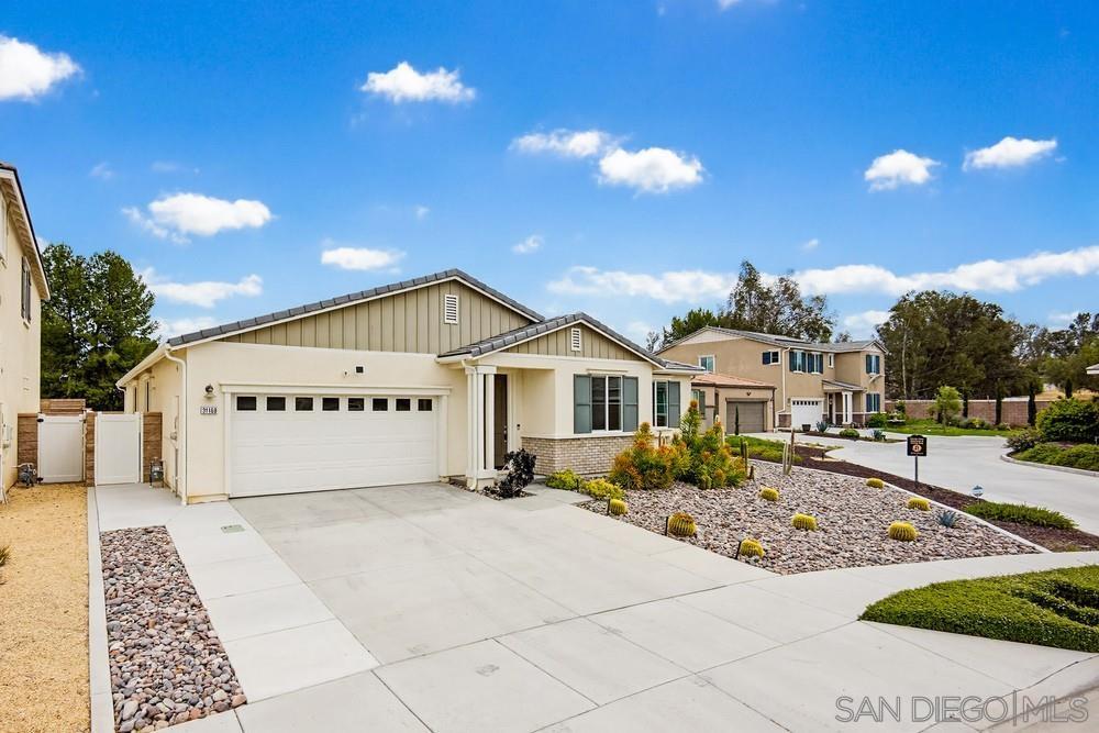 Detail Gallery Image 4 of 37 For 31168  Bowery Court, Menifee,  CA 92584 - 4 Beds | 3 Baths