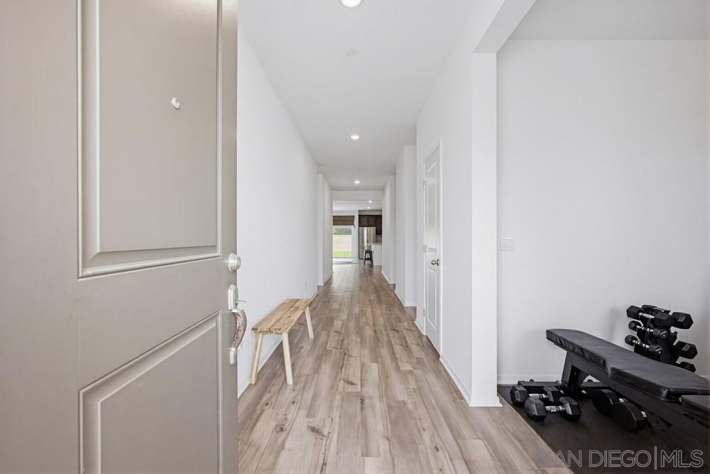 Detail Gallery Image 5 of 37 For 31168  Bowery Court, Menifee,  CA 92584 - 4 Beds | 3 Baths