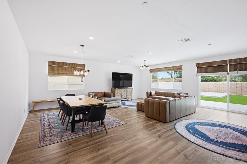 Detail Gallery Image 8 of 37 For 31168  Bowery Court, Menifee,  CA 92584 - 4 Beds | 3 Baths