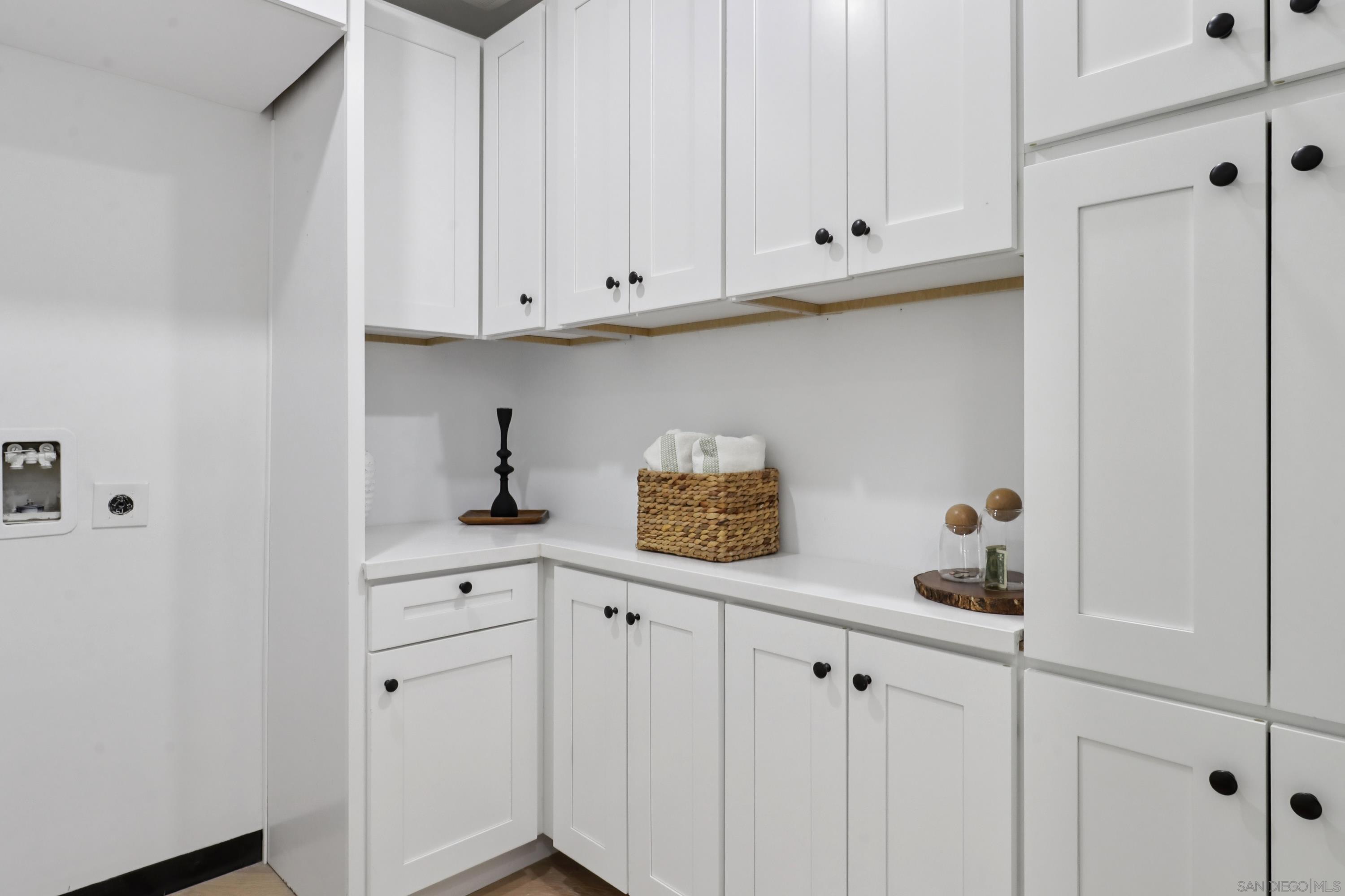 Detail Gallery Image 22 of 72 For 700  Front St  #1402,  San Diego,  CA 92101 - 2 Beds | 2 Baths