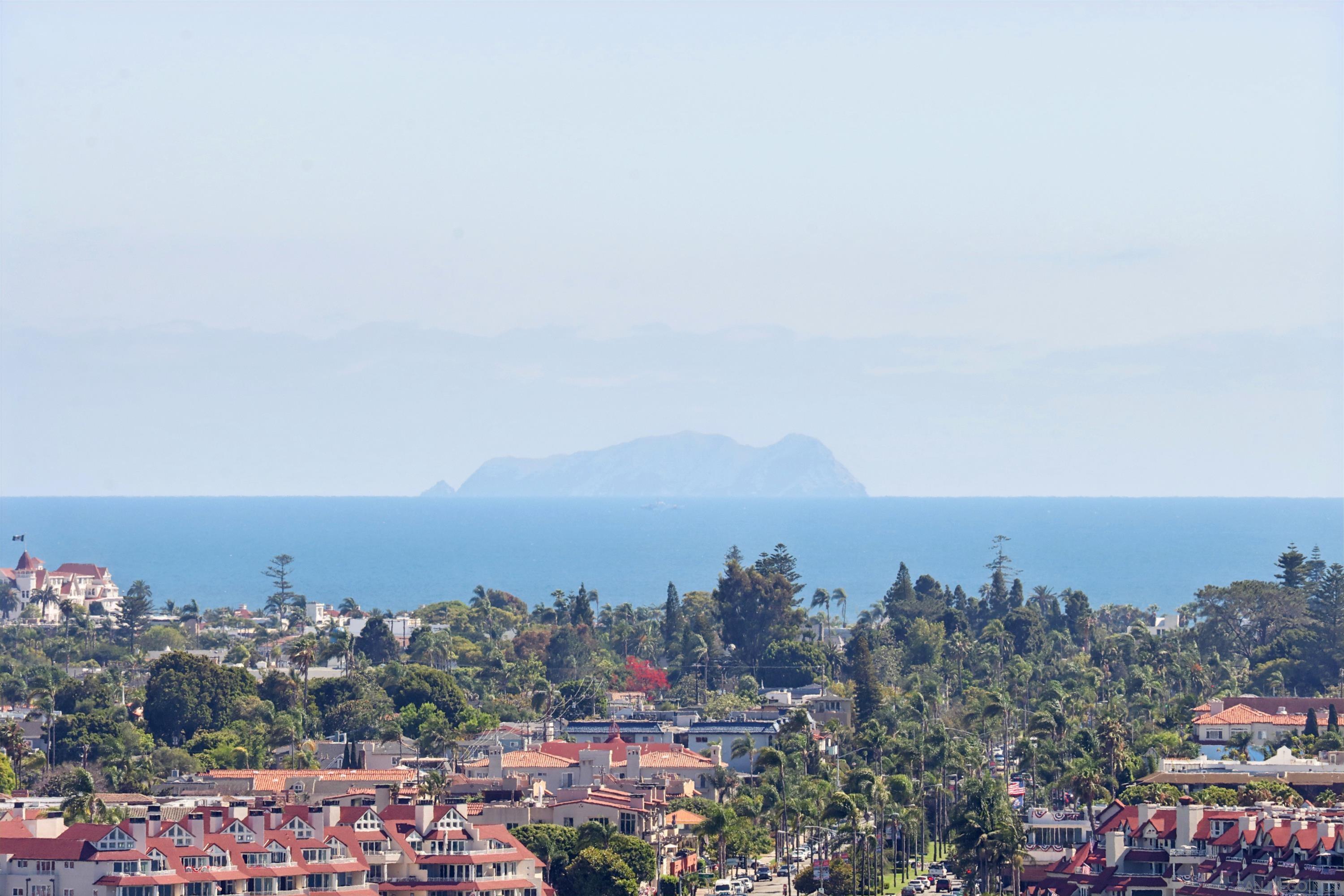 Detail Gallery Image 43 of 72 For 700  Front St  #1402,  San Diego,  CA 92101 - 2 Beds | 2 Baths