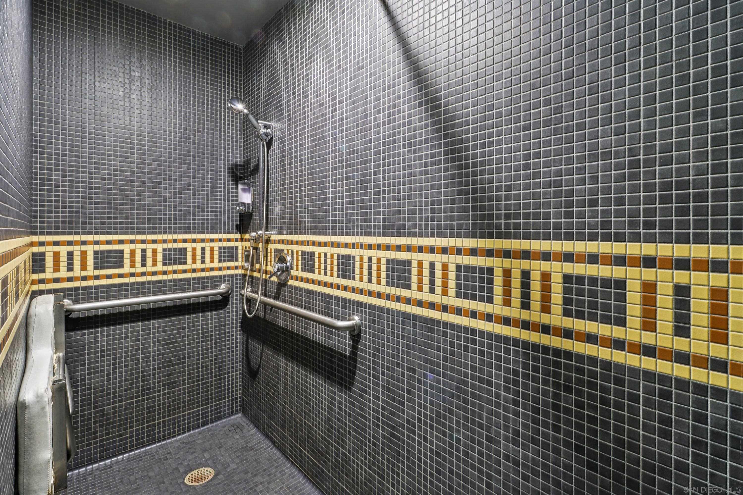 Detail Gallery Image 67 of 72 For 700  Front St  #1402,  San Diego,  CA 92101 - 2 Beds | 2 Baths