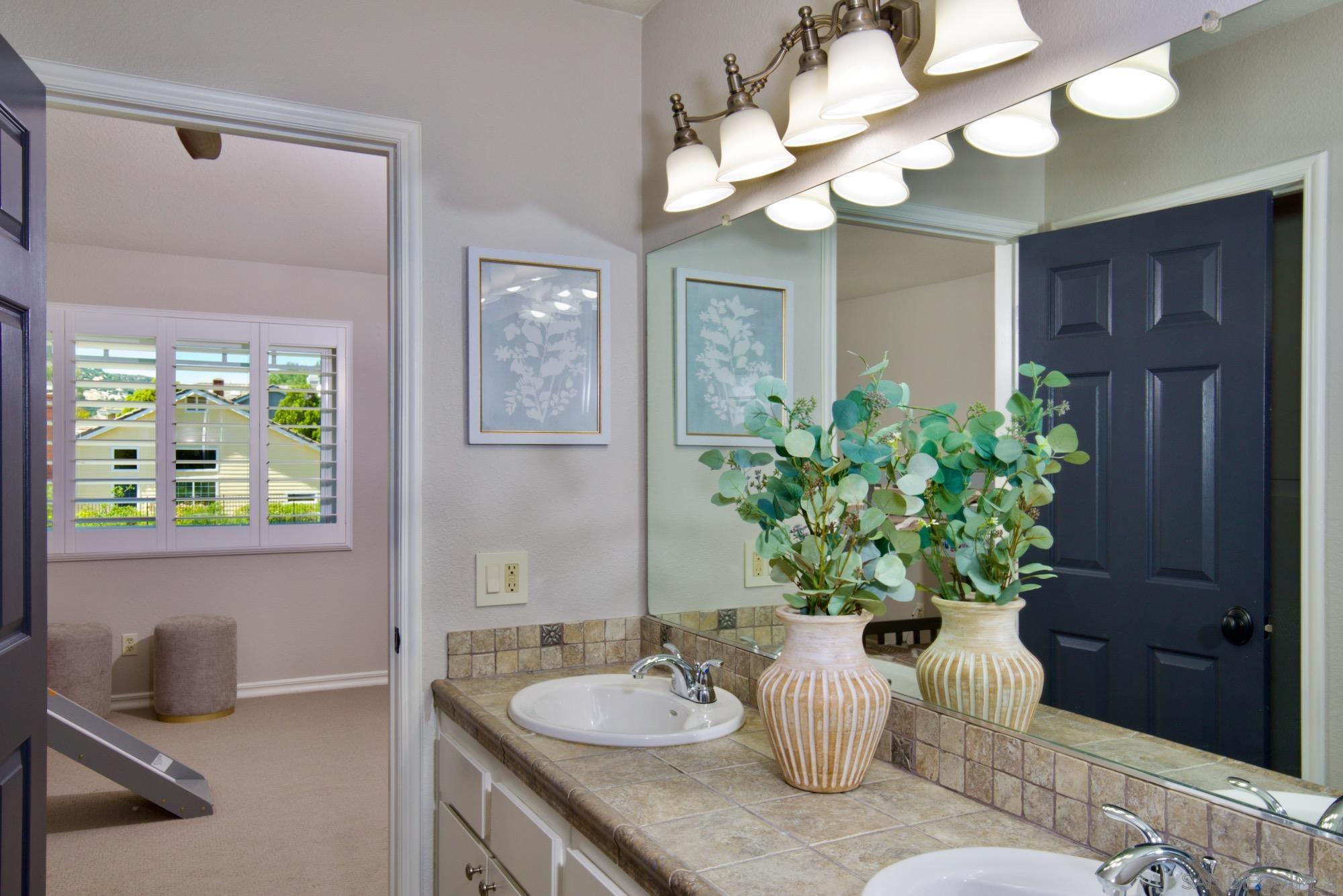 Detail Gallery Image 17 of 31 For 45946  Clubhouse Dr., Temecula,  CA 92592 - 4 Beds | 3 Baths