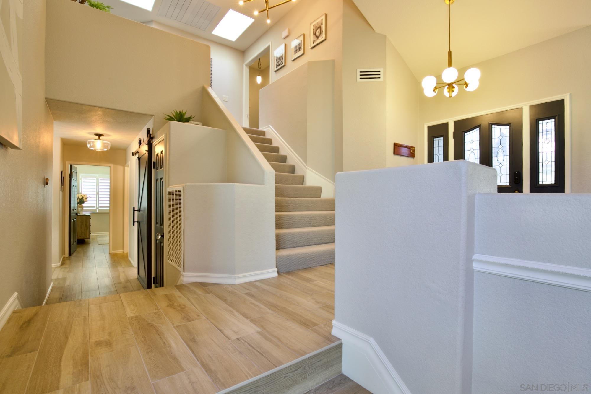 Detail Gallery Image 6 of 31 For 45946  Clubhouse Dr., Temecula,  CA 92592 - 4 Beds | 3 Baths