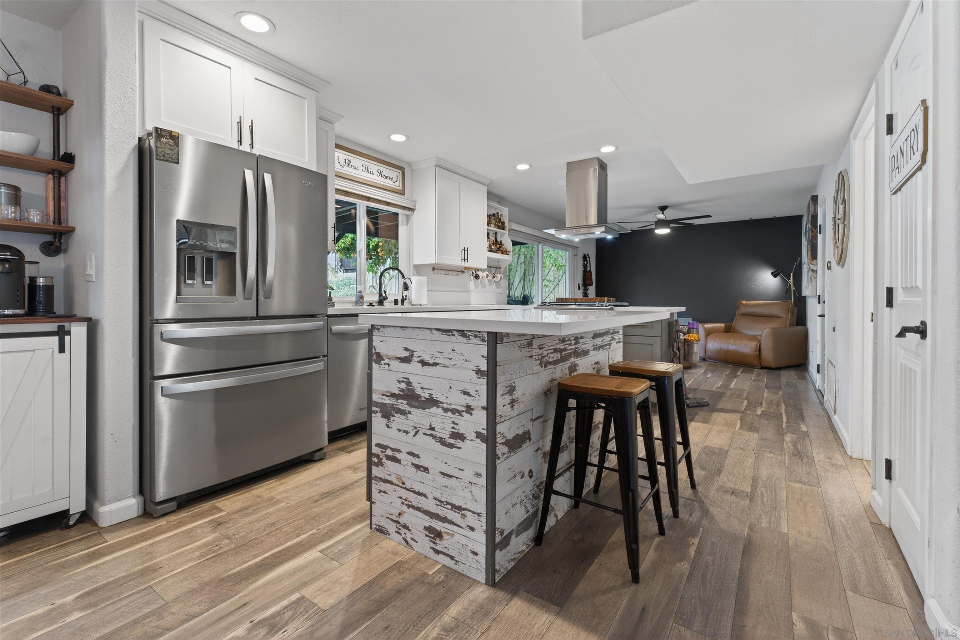 Front Image Thumbnail for SD260007649