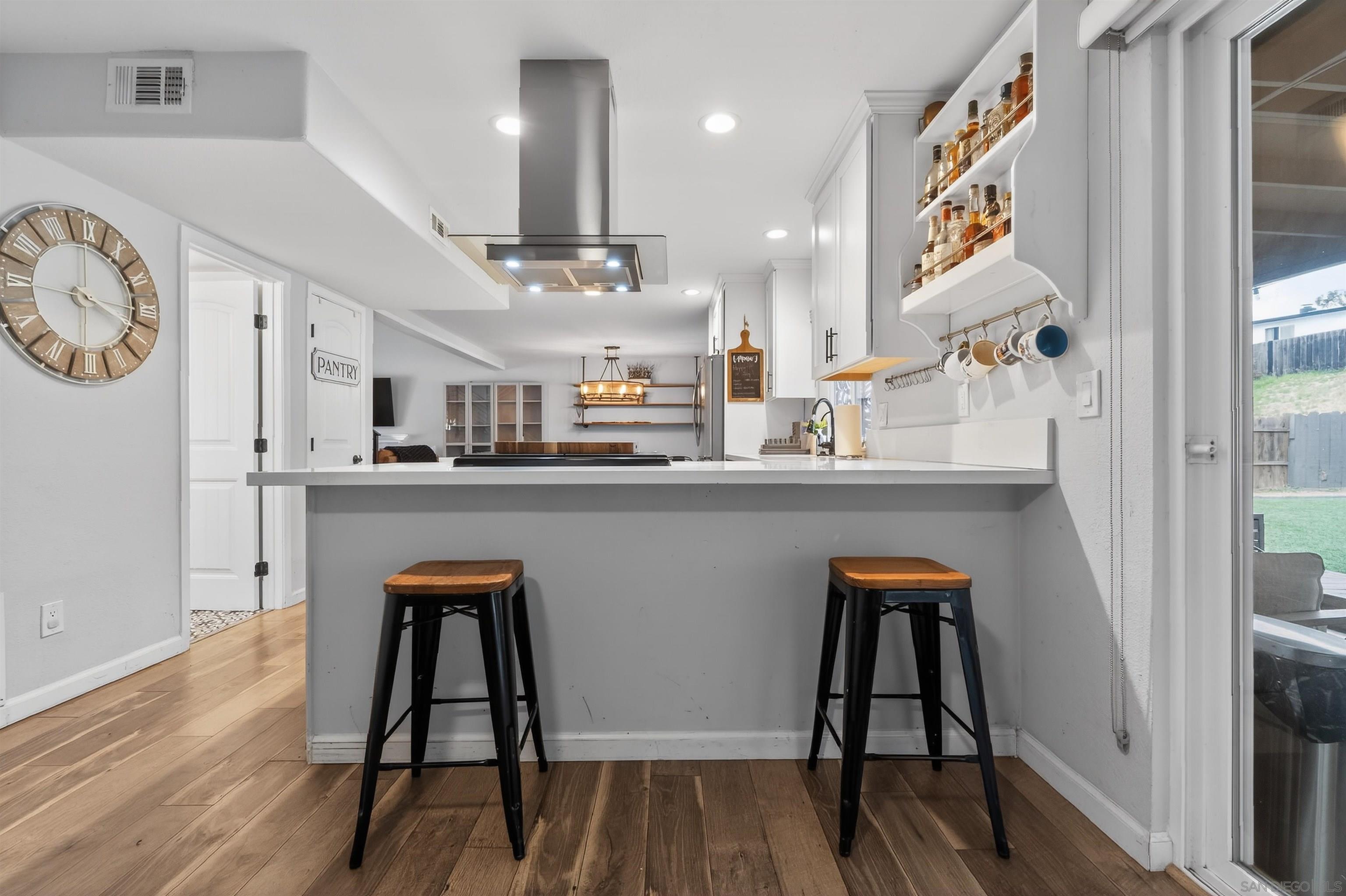 Detail Gallery Image 11 of 29 For 976  Dimarino St, San Diego,  CA 92114 - 4 Beds | 2/1 Baths