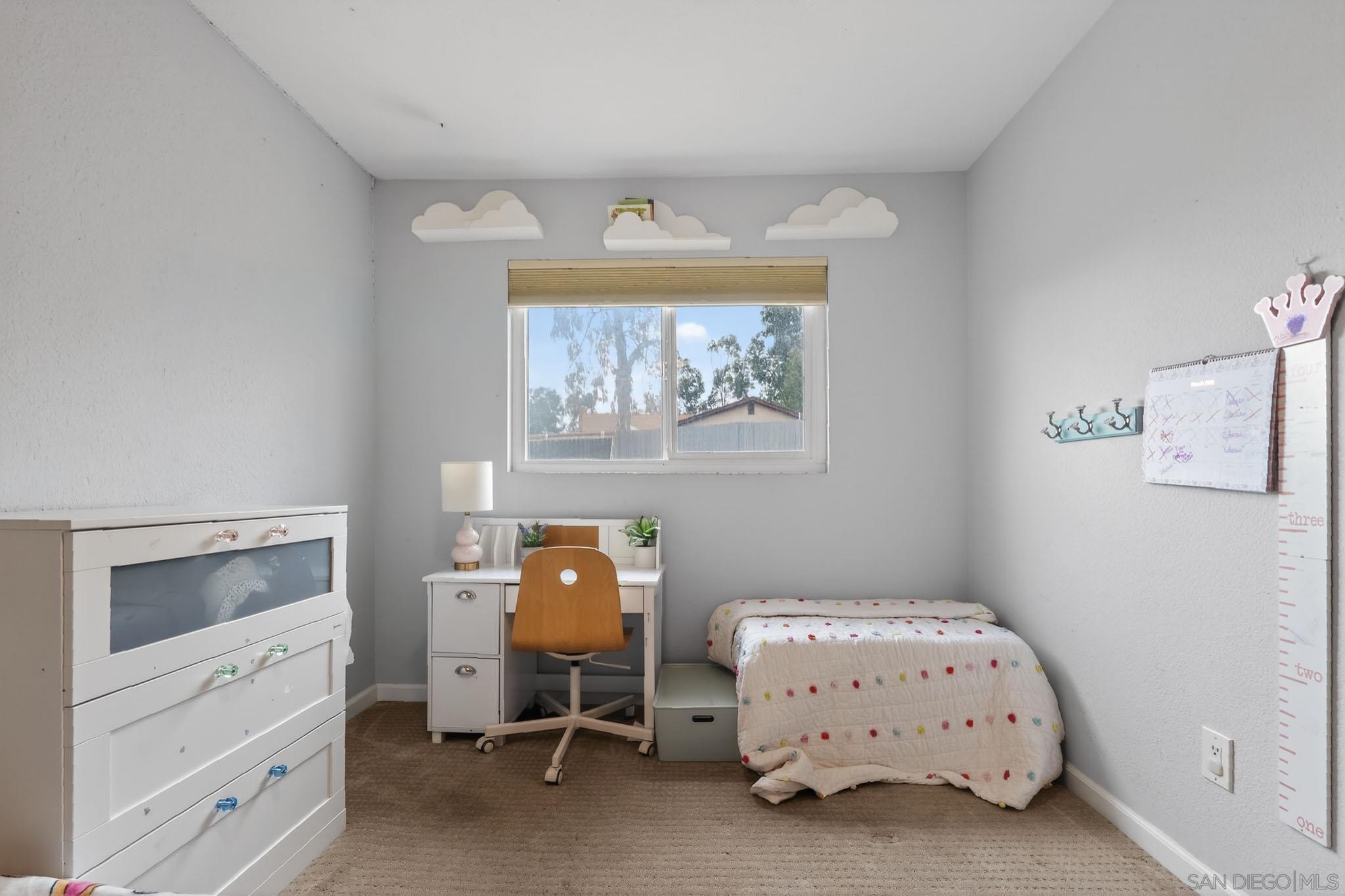 Detail Gallery Image 18 of 29 For 976  Dimarino St, San Diego,  CA 92114 - 4 Beds | 2/1 Baths