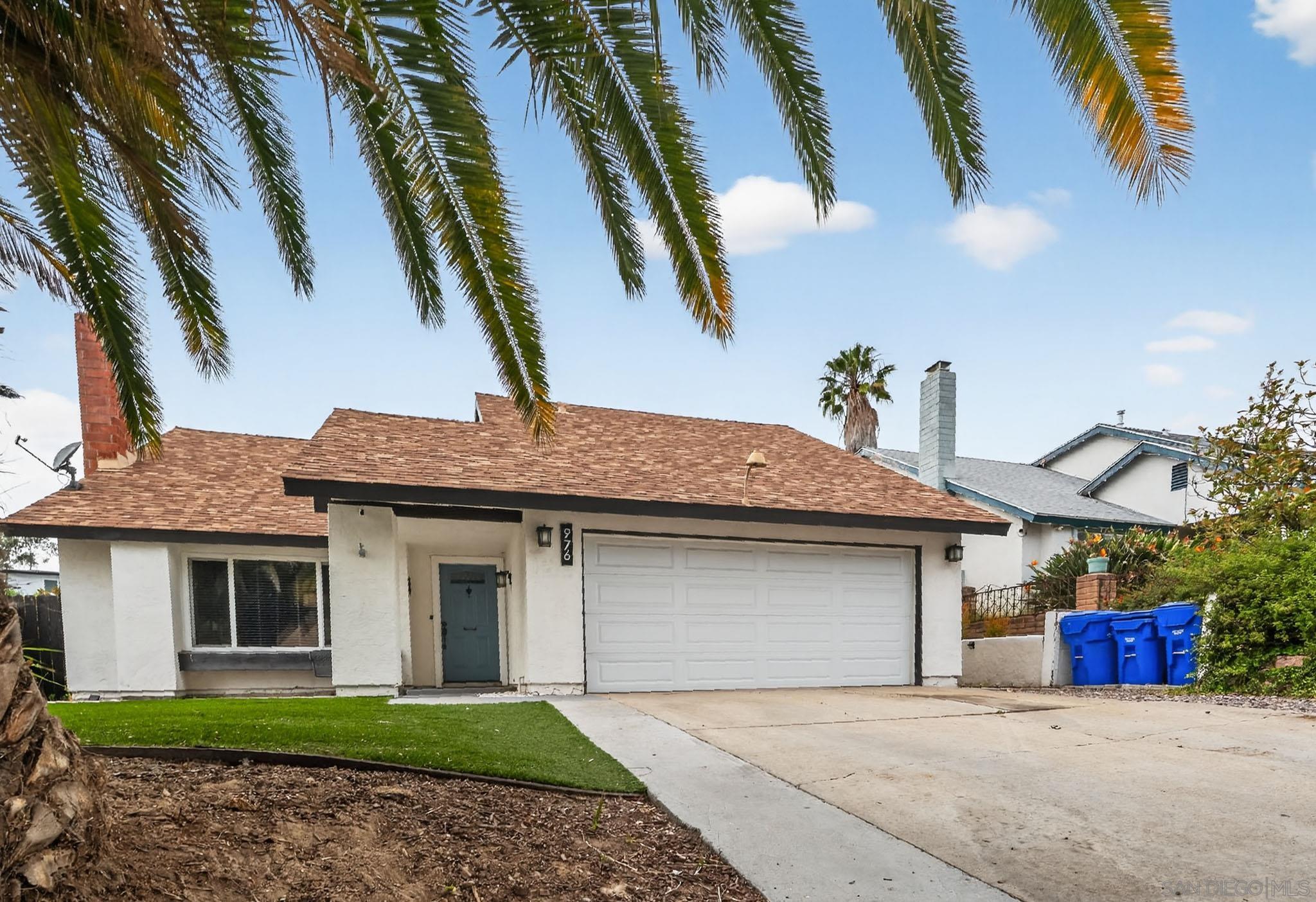 Detail Gallery Image 3 of 29 For 976  Dimarino St, San Diego,  CA 92114 - 4 Beds | 2/1 Baths