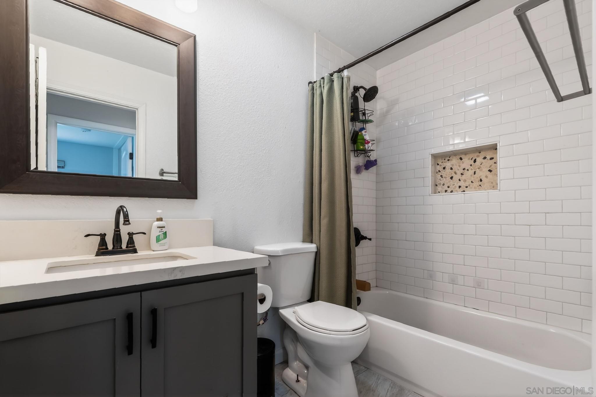 Detail Gallery Image 24 of 29 For 976  Dimarino St, San Diego,  CA 92114 - 4 Beds | 2/1 Baths