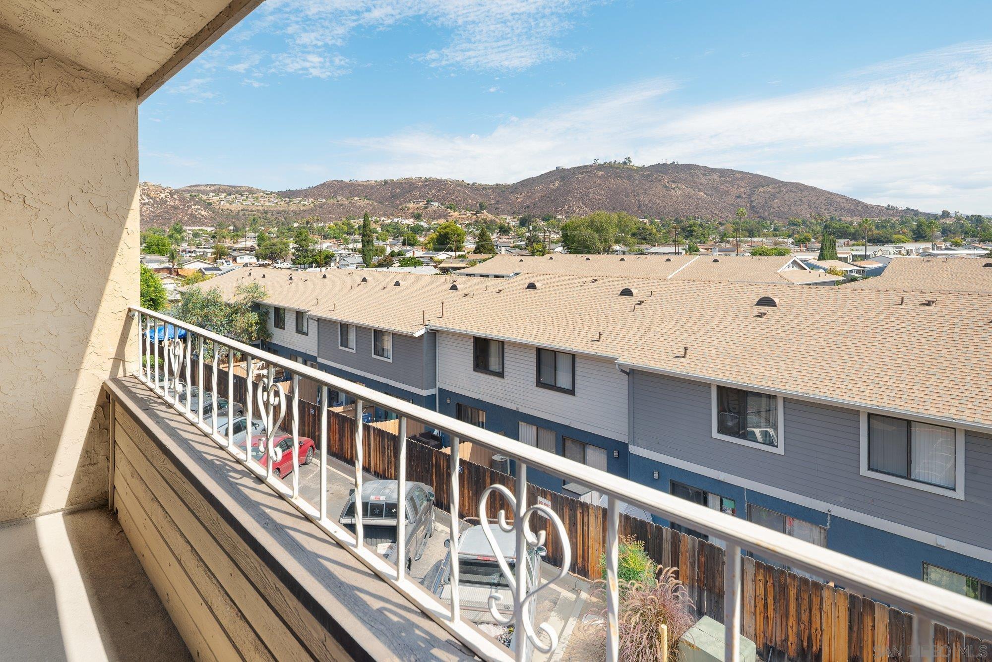 Detail Gallery Image 19 of 38 For 1673  Stone Edge Cir, El Cajon,  CA 92021 - 2 Beds | 1/1 Baths