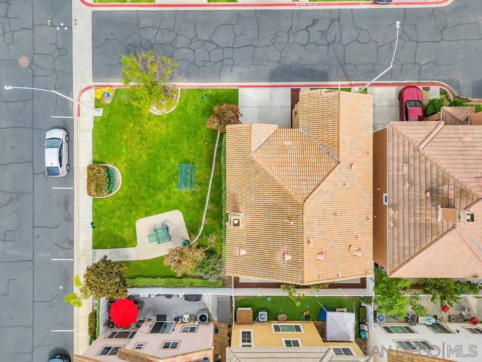 Detail Gallery Image 27 of 29 For 423  Cornwall Glen, Escondido,  CA 92027 - 4 Beds | 2/1 Baths